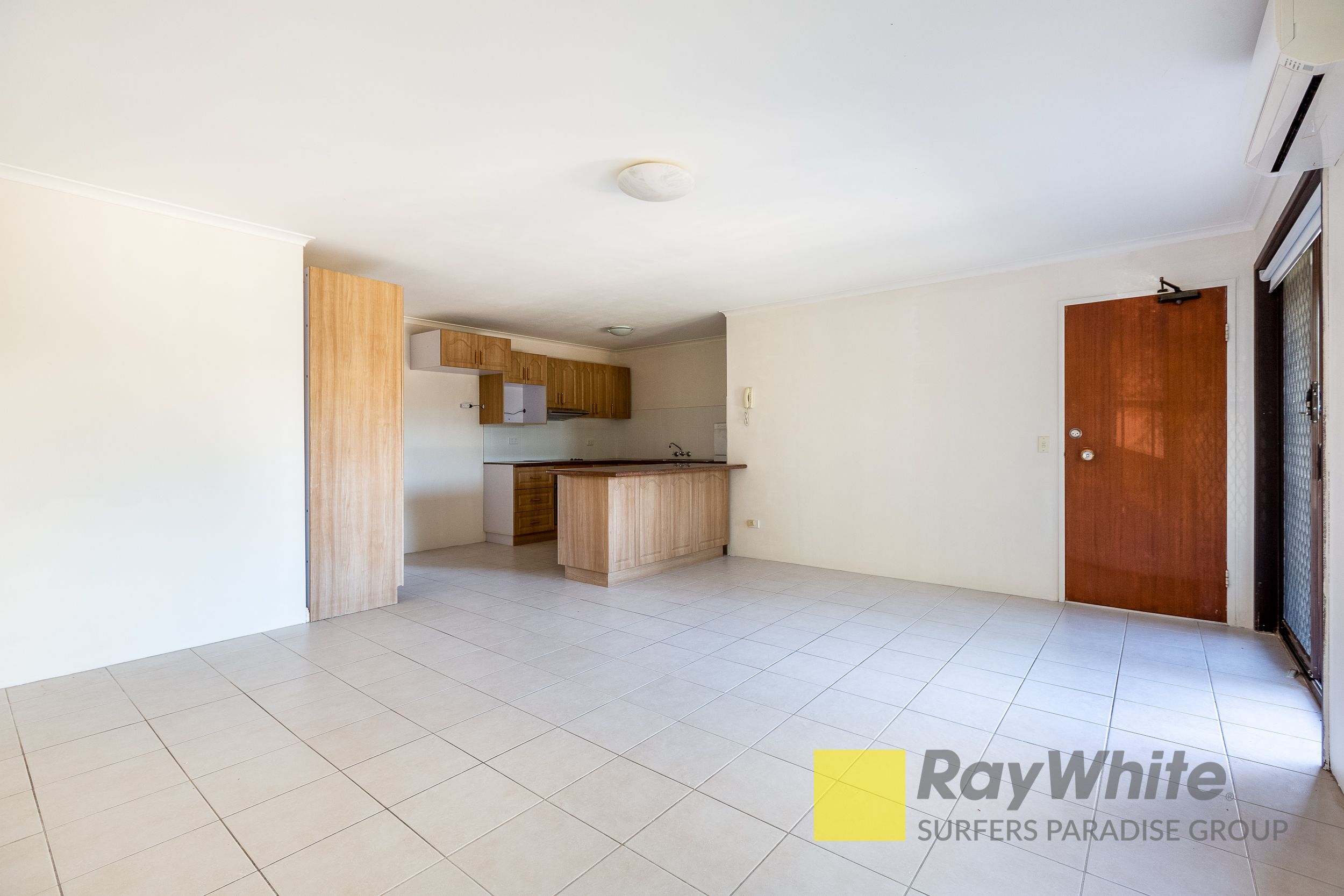 17/9 Bradford Street, Labrador, QLD 4215