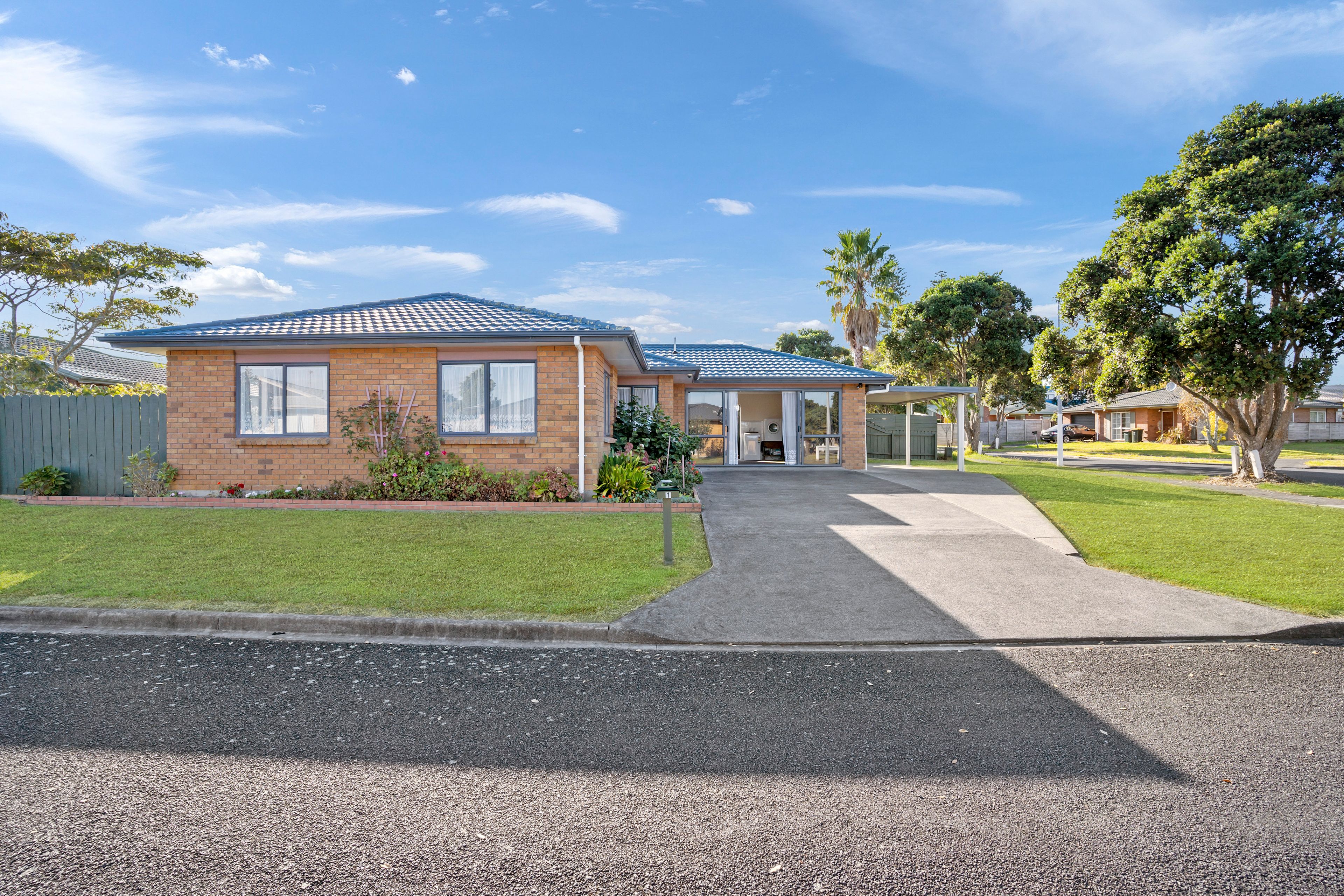 1 Barr Place, Weymouth, Manukau City