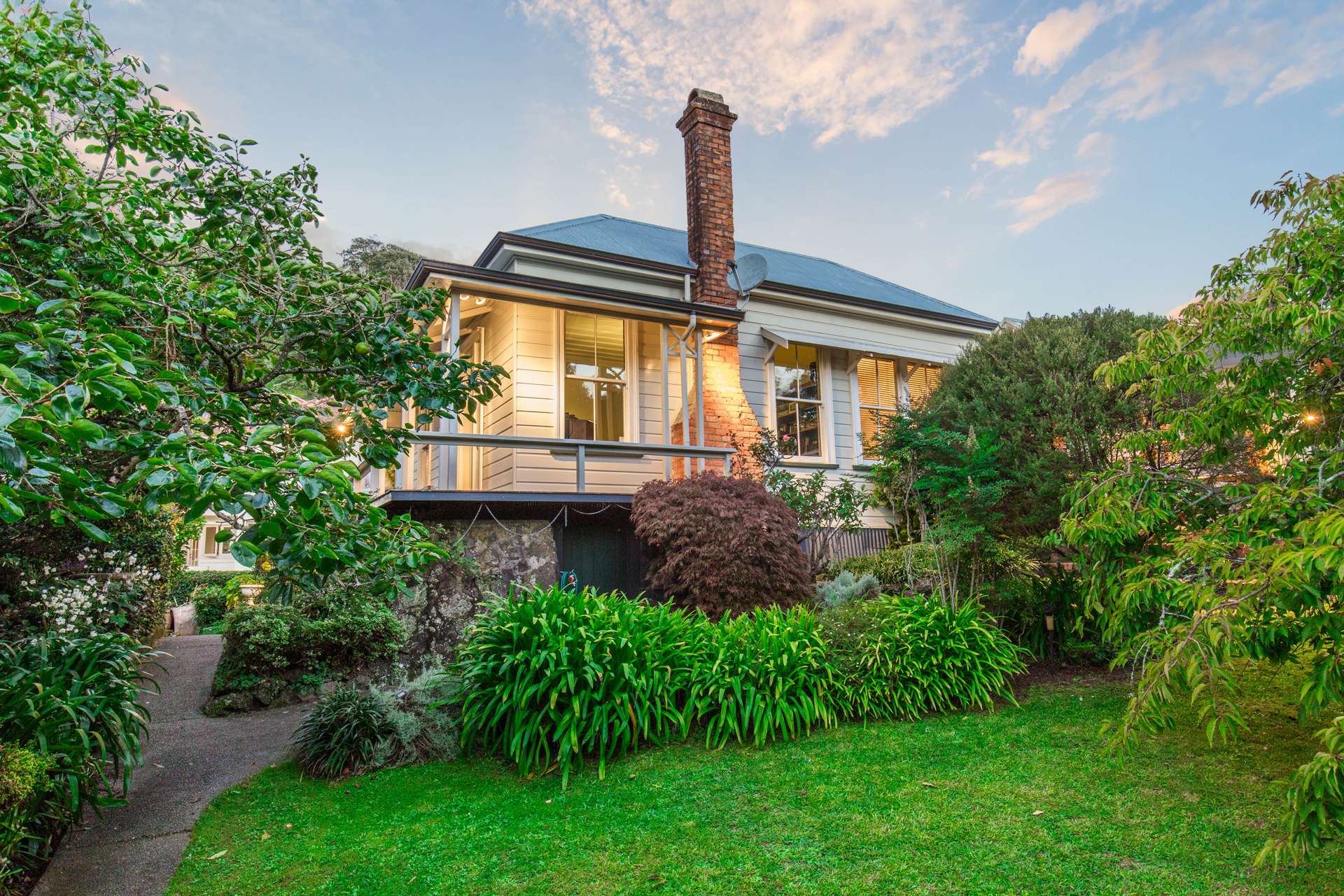 305 Mount Eden Road photo 1