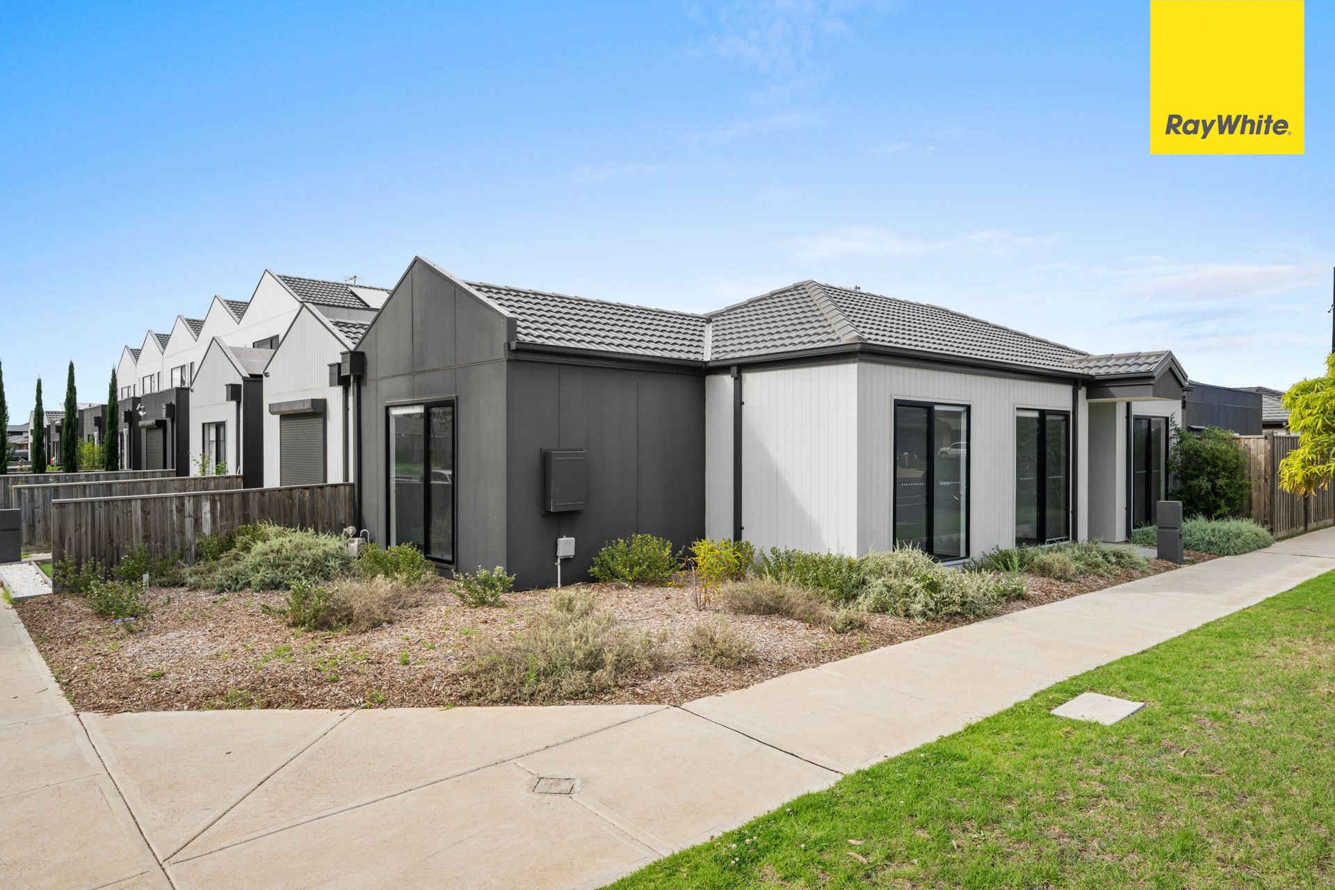 134 Oldbridge Boulevard, WEIR VIEWS, VIC 3338