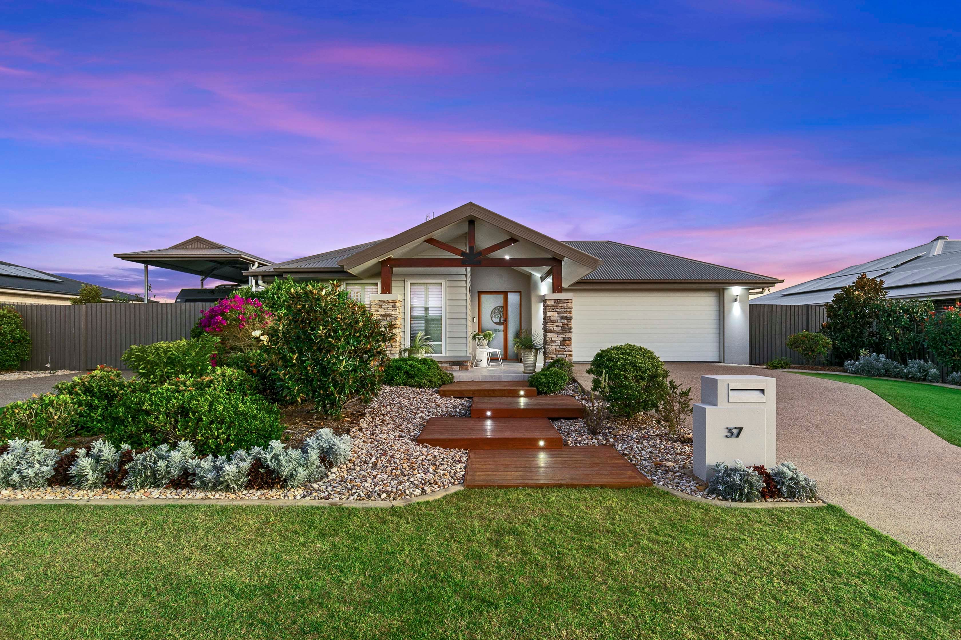 37 Spring Way, Nikenbah, QLD 4655