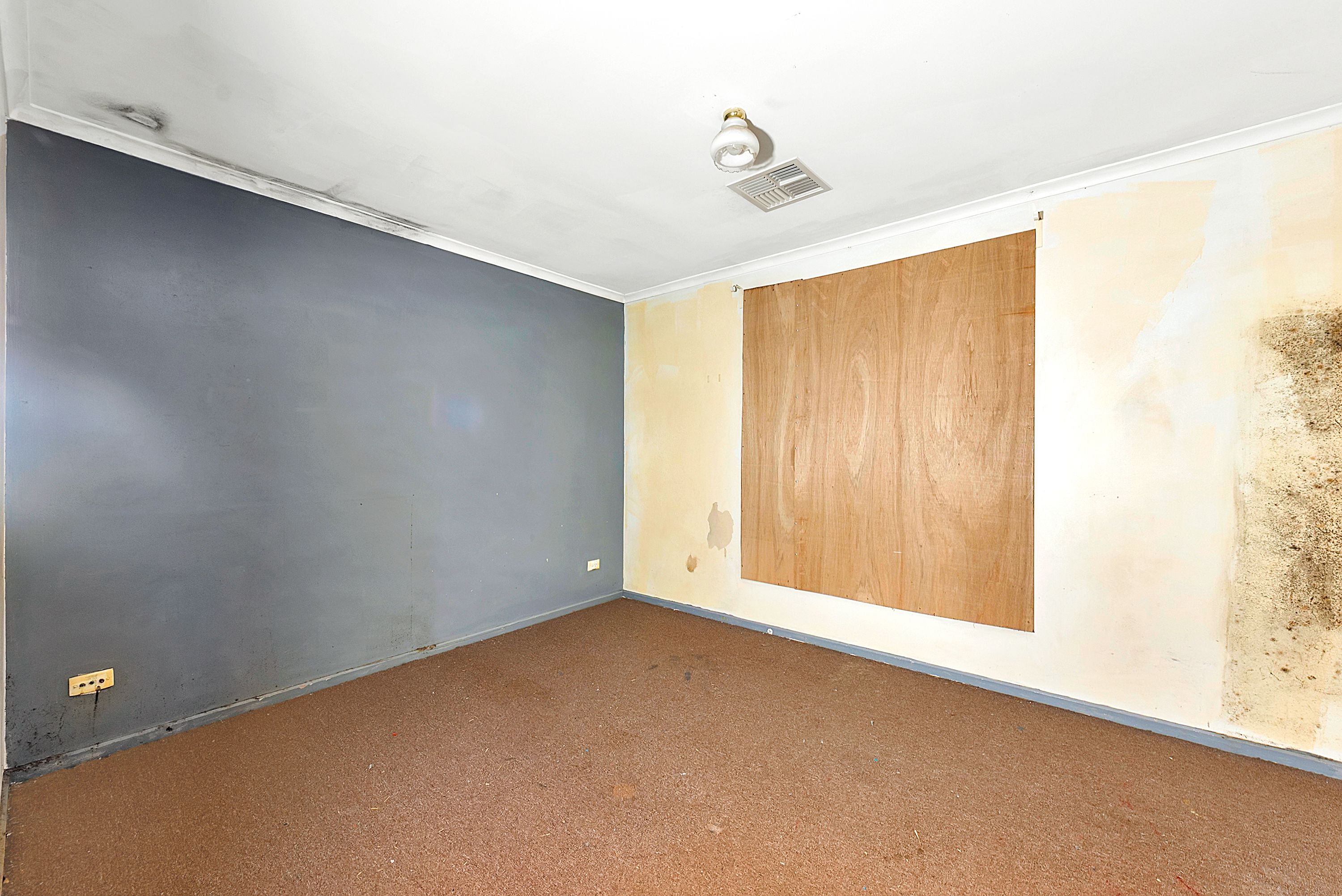 32 Barassi Street — photo 7 of 12