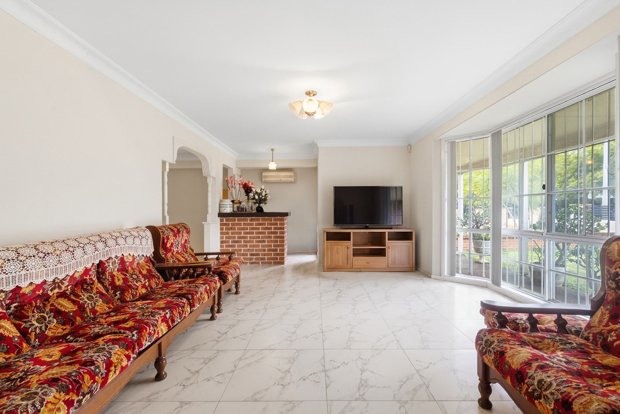 17 De Meyrick Avenue, Casula, NSW 2170