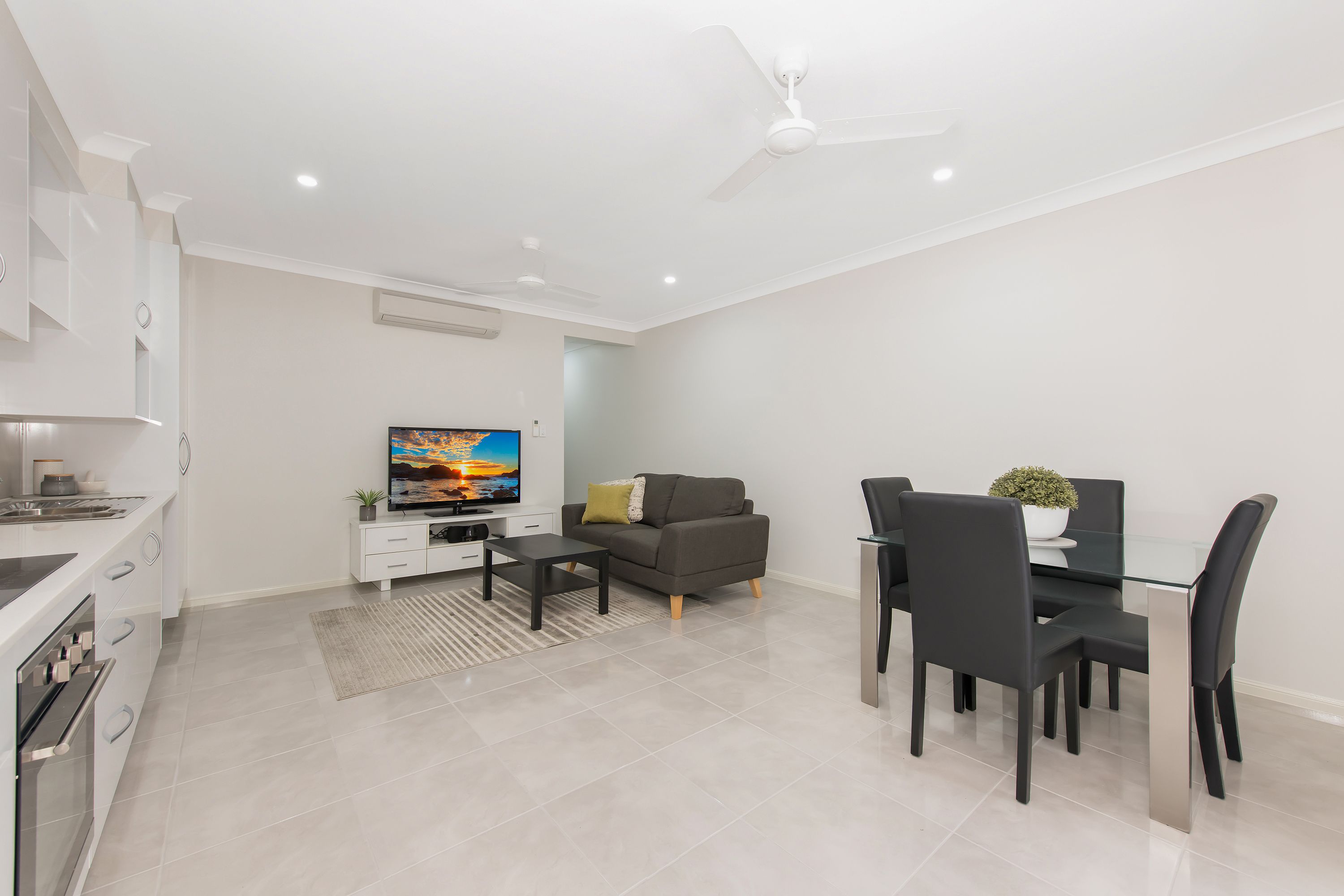 16 Lawrie Avenue, Oonoonba, QLD 4811