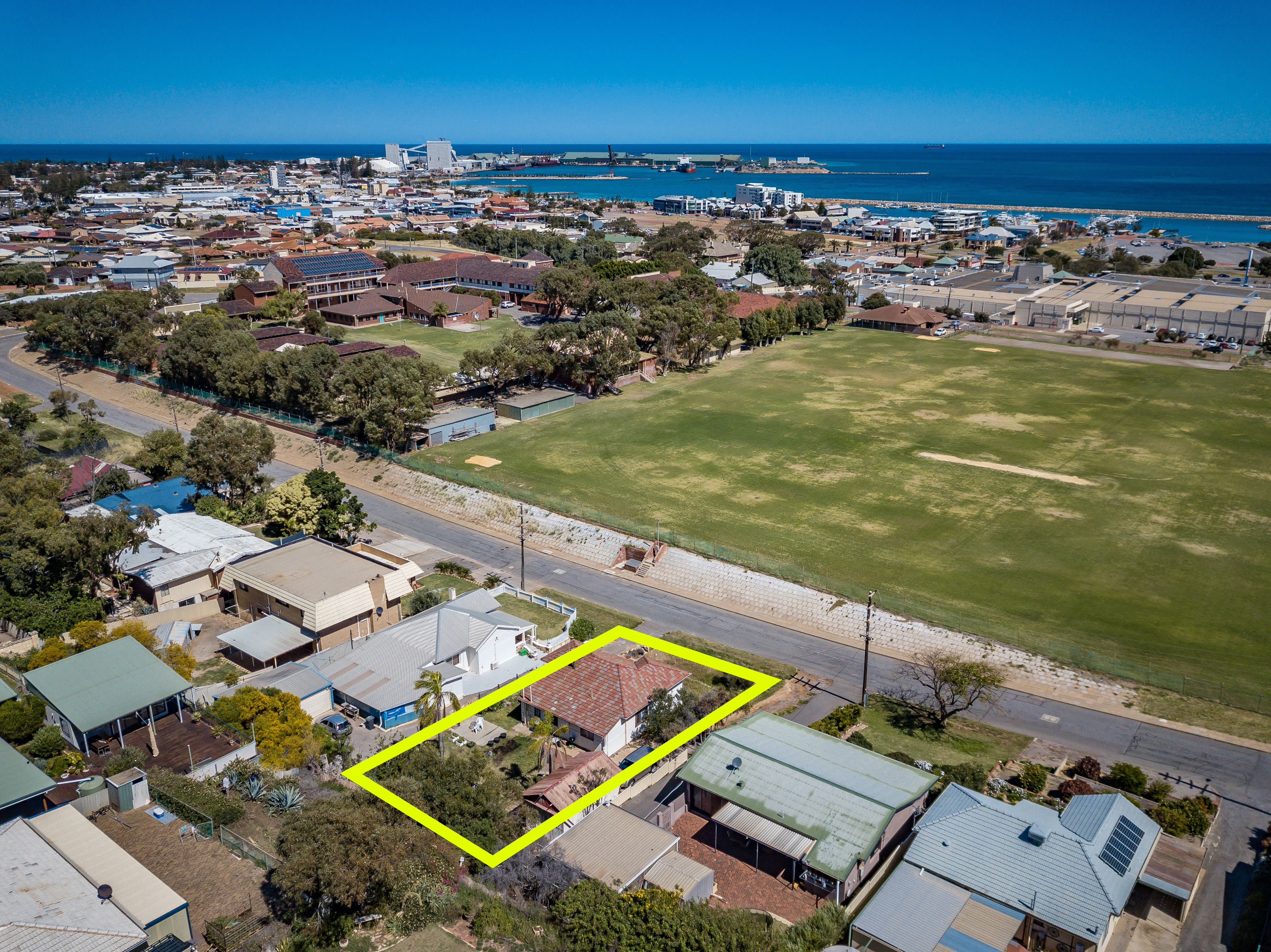 20 Wittenoom Street, Geraldton, WA 6530