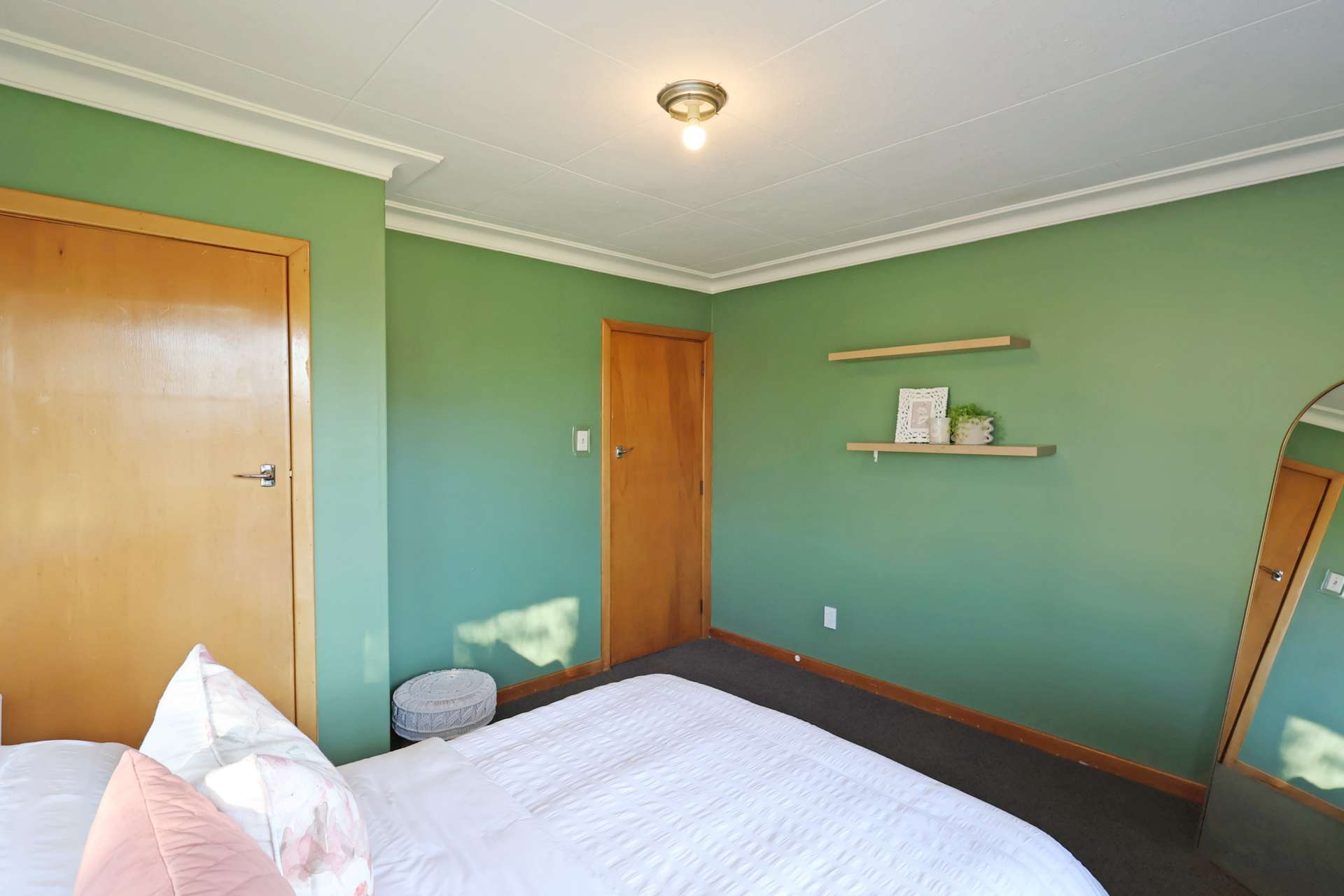 331 Chelmsford Street photo 19