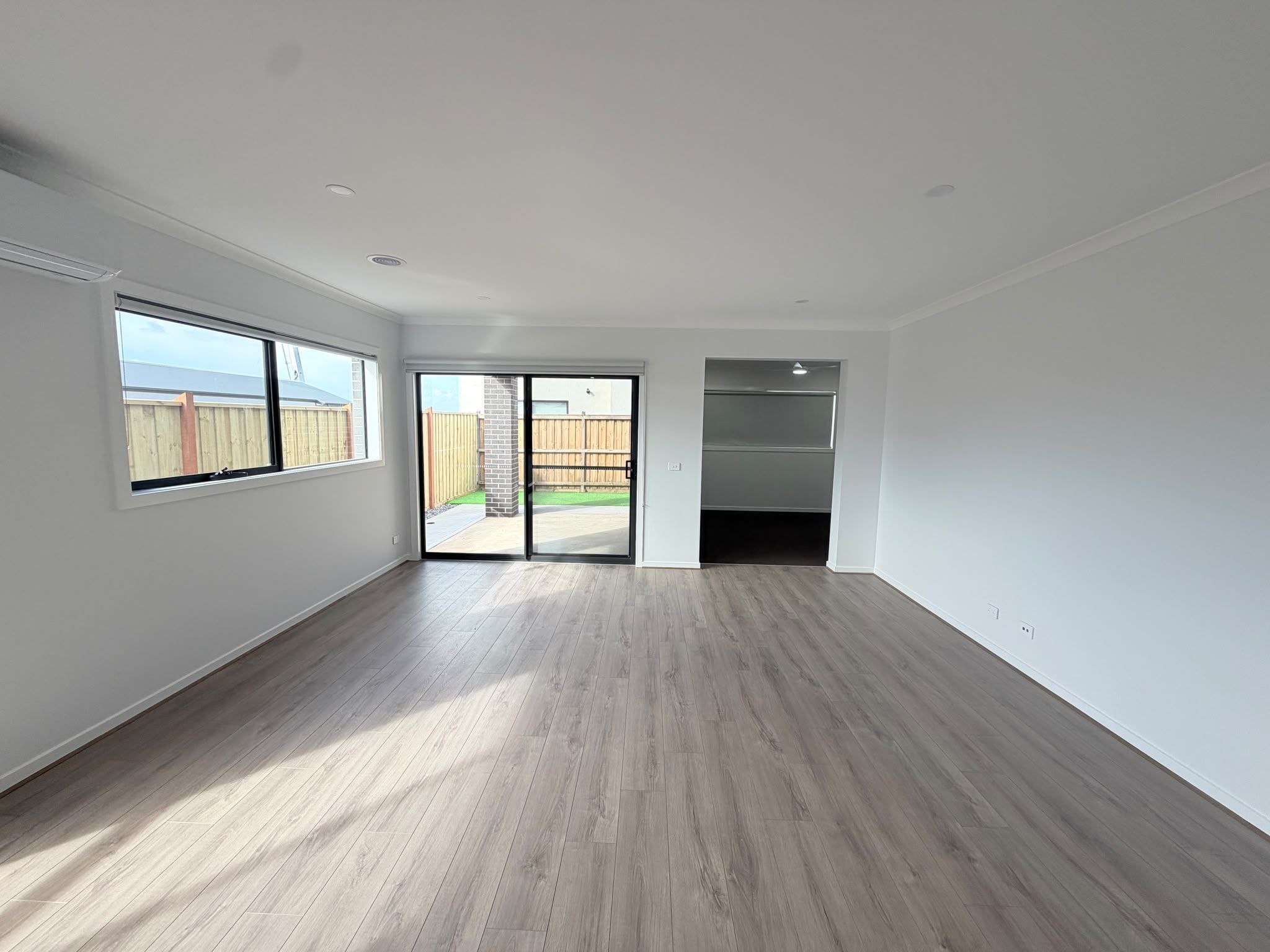 10 Oski Street — photo 3 of 15