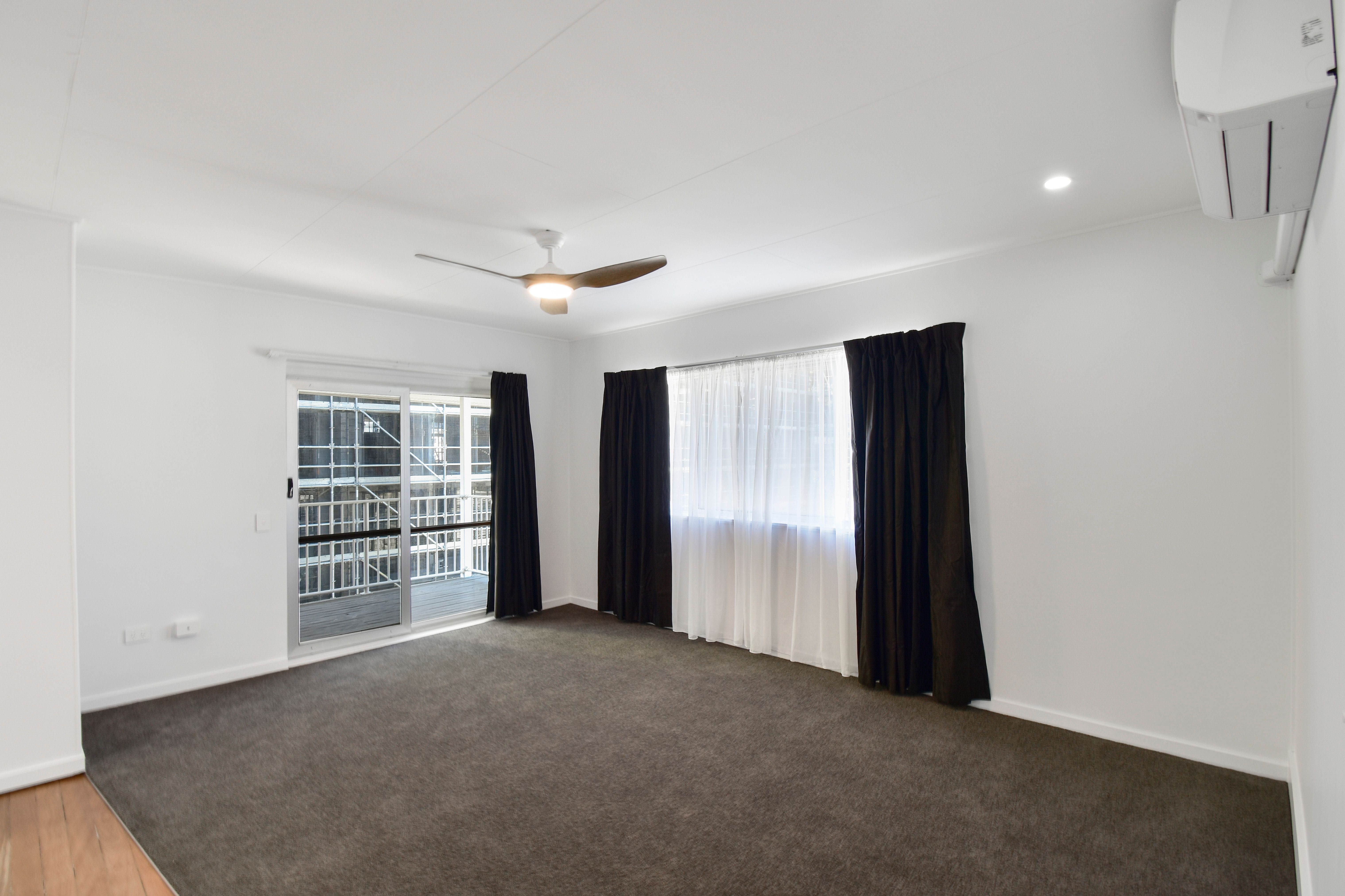 2/15 Dingle Avenue, Kings Beach, QLD 4551