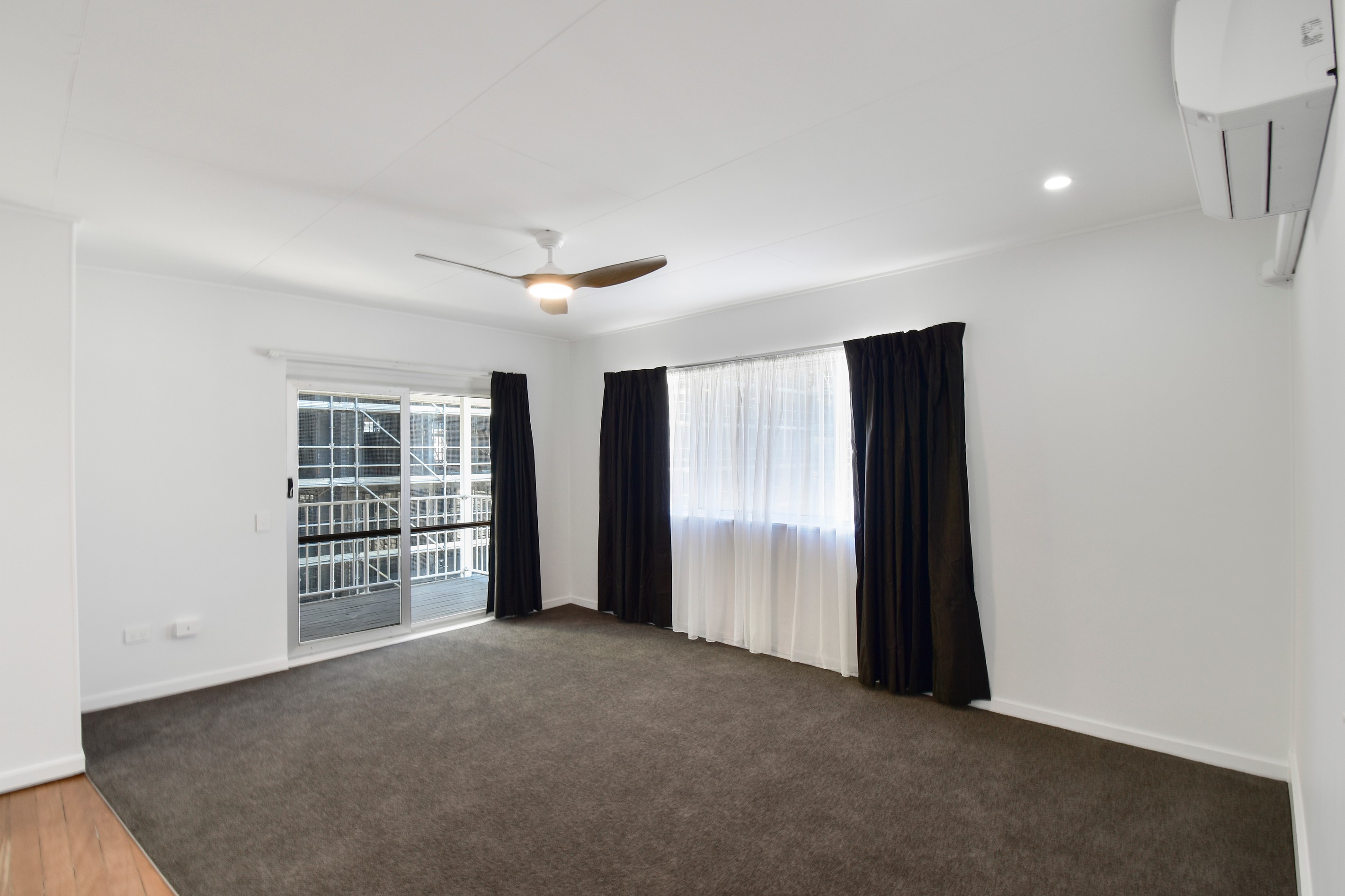 2/15 Dingle Avenue, Kings Beach, QLD 4551