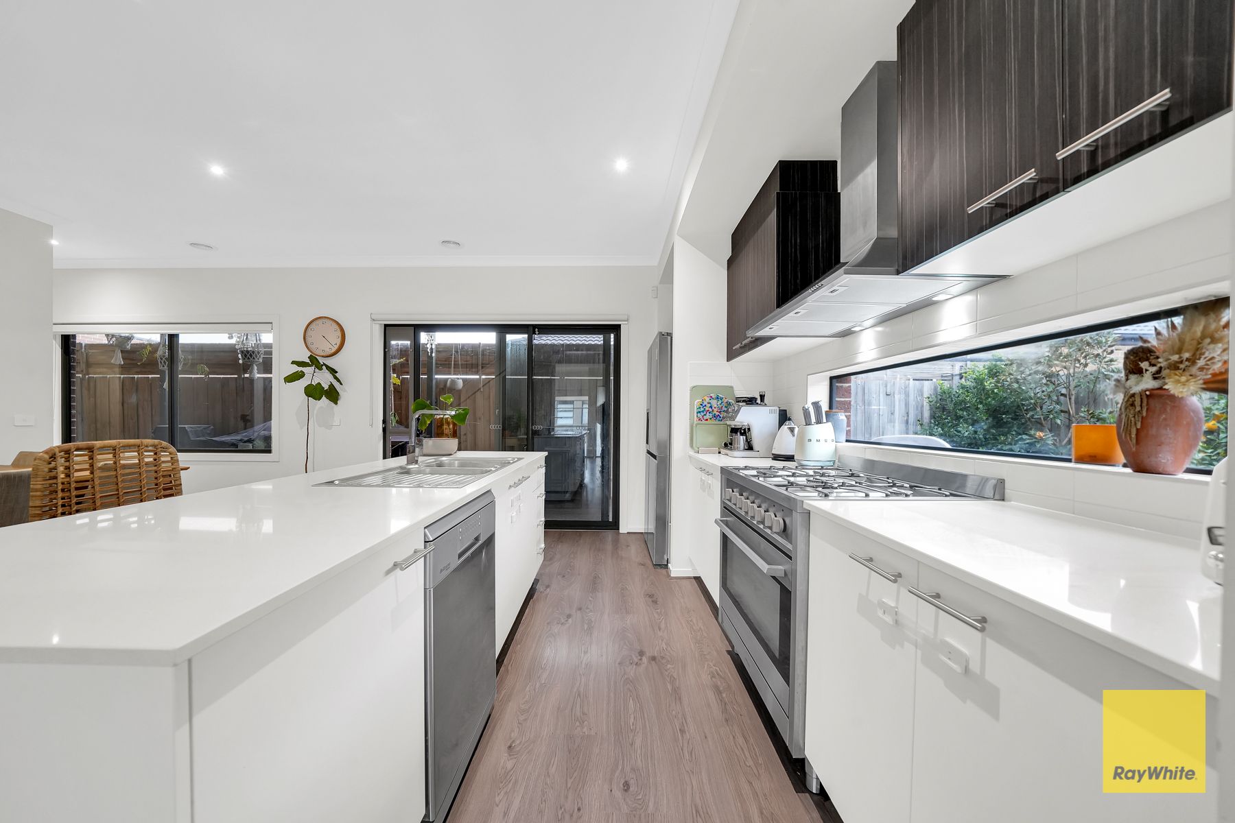 37 Bodalla Drive — photo 5 of 18