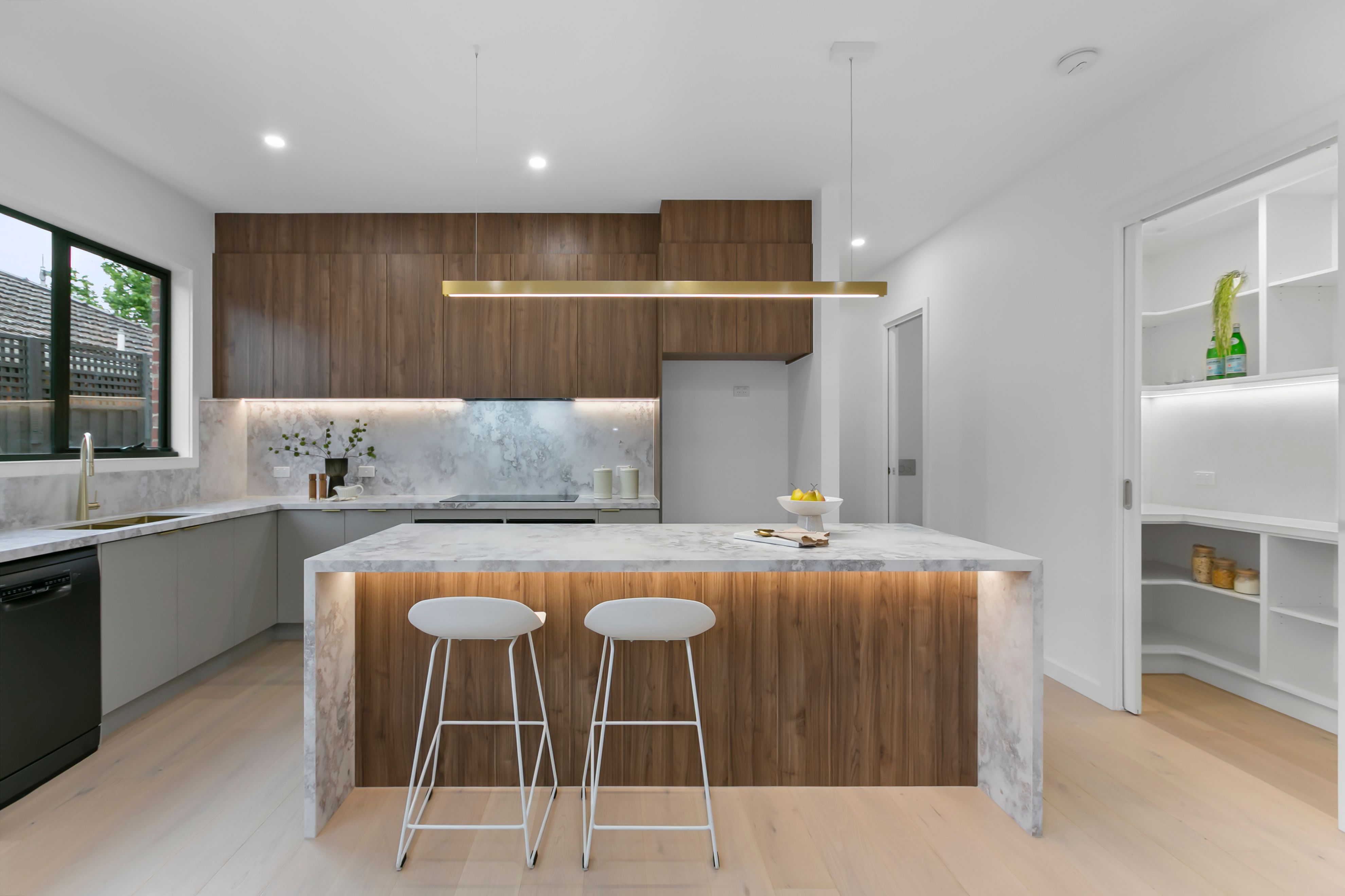 250 Gilbert Road — photo 7 of 30
