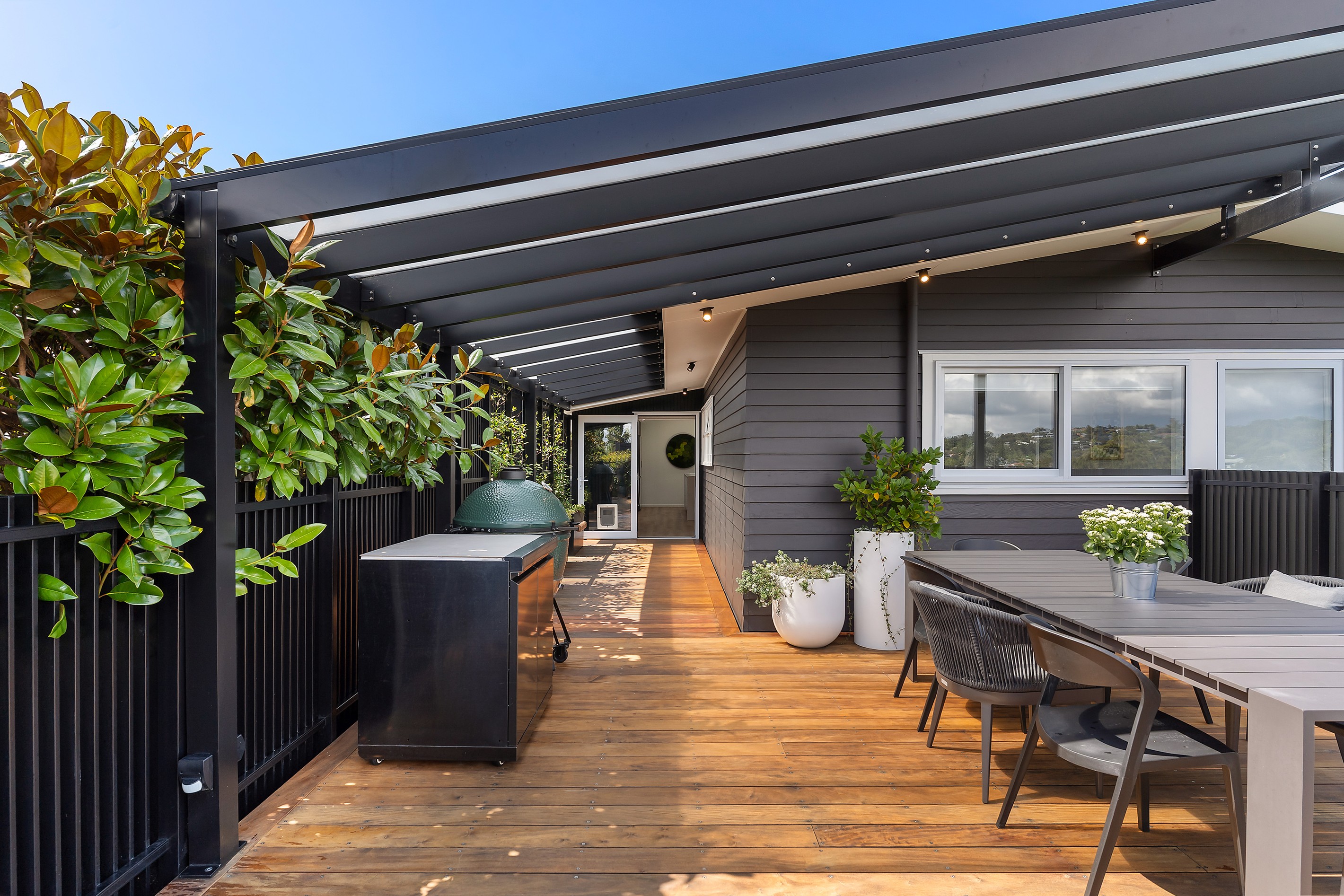 25 Barron Drive, Green Bay, Waitakere City