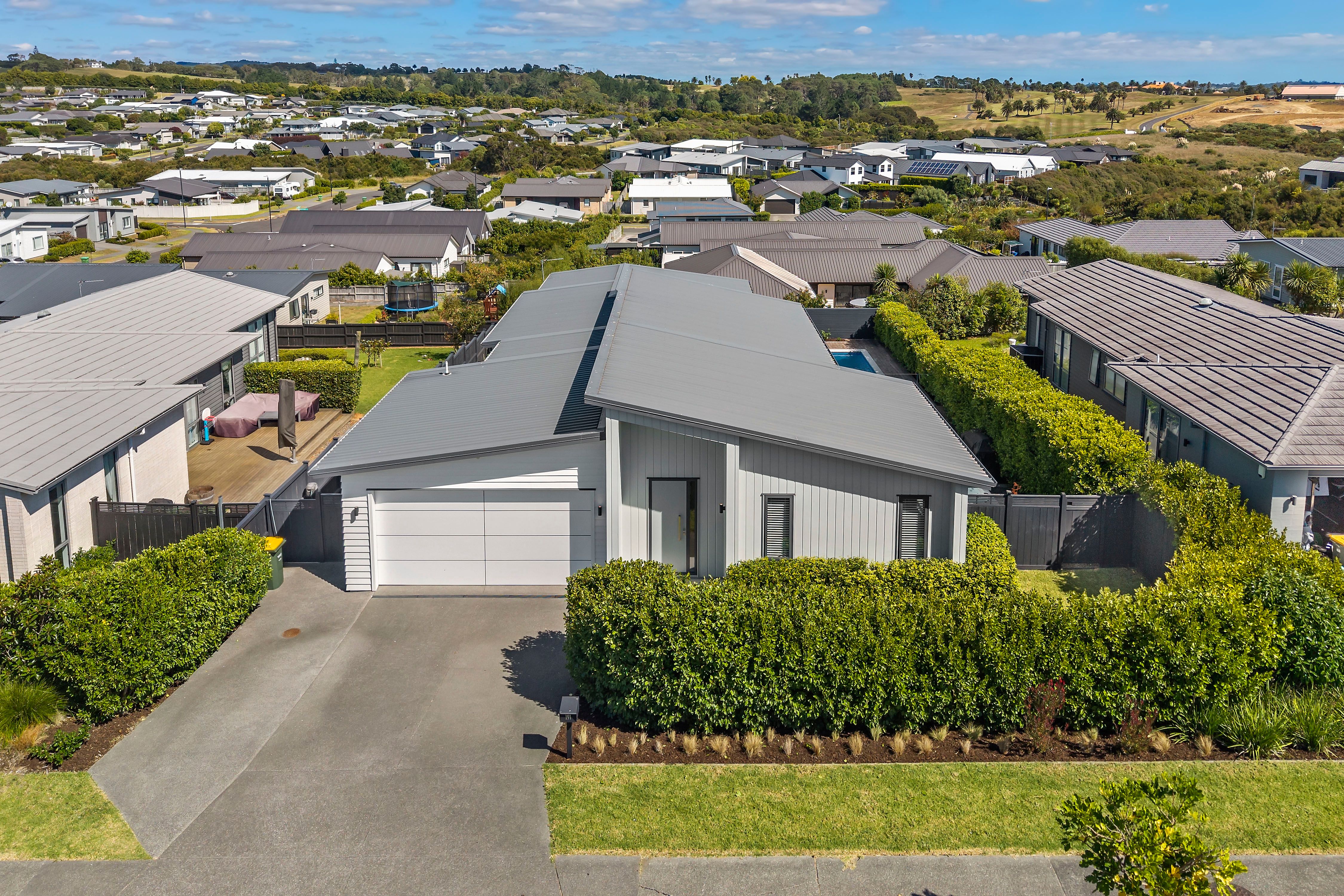 191 Ninth View Avenue, Beachlands, Manukau City