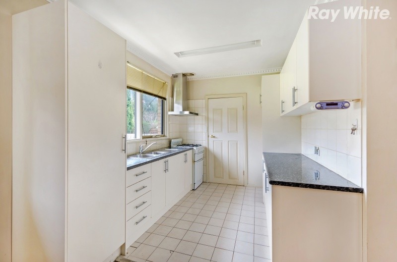 18 Barbara Avenue, Dandenong North, VIC 3175