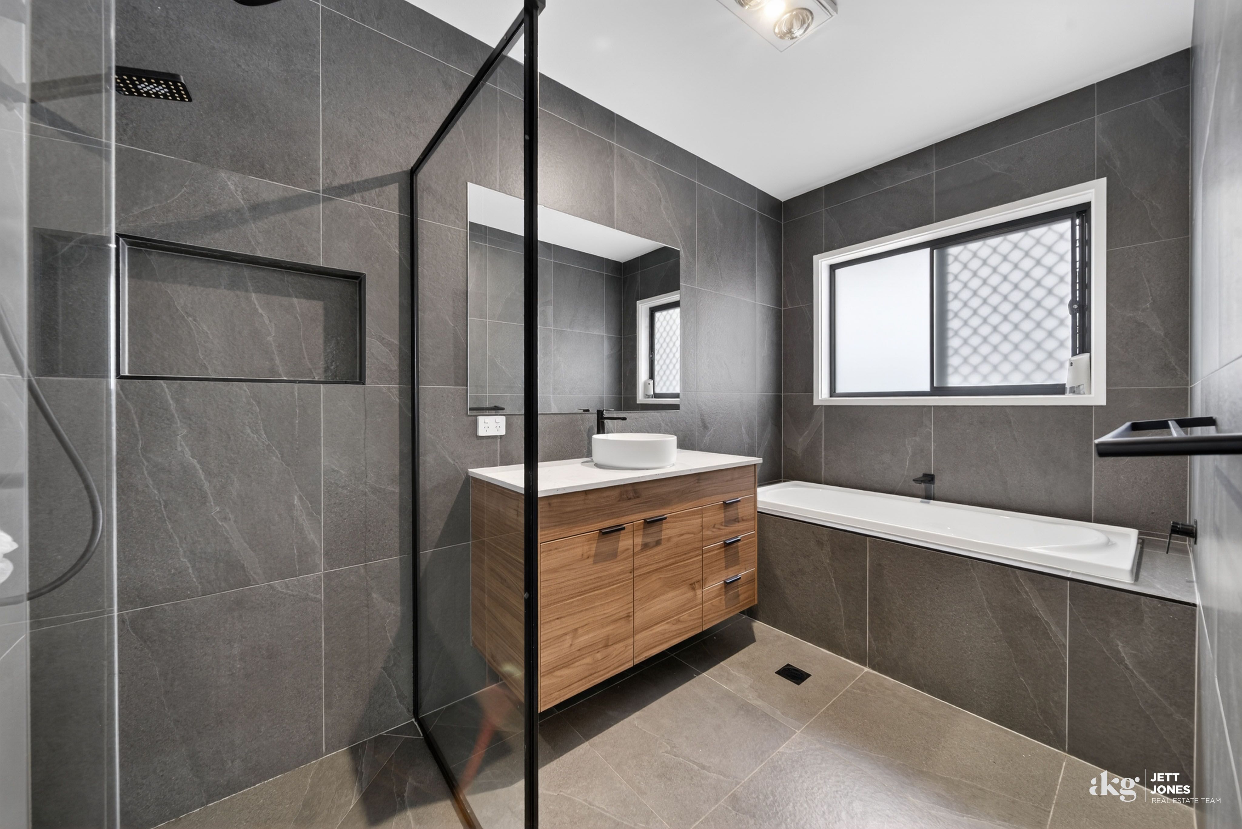 22 Delaway Street — photo 15 of 20