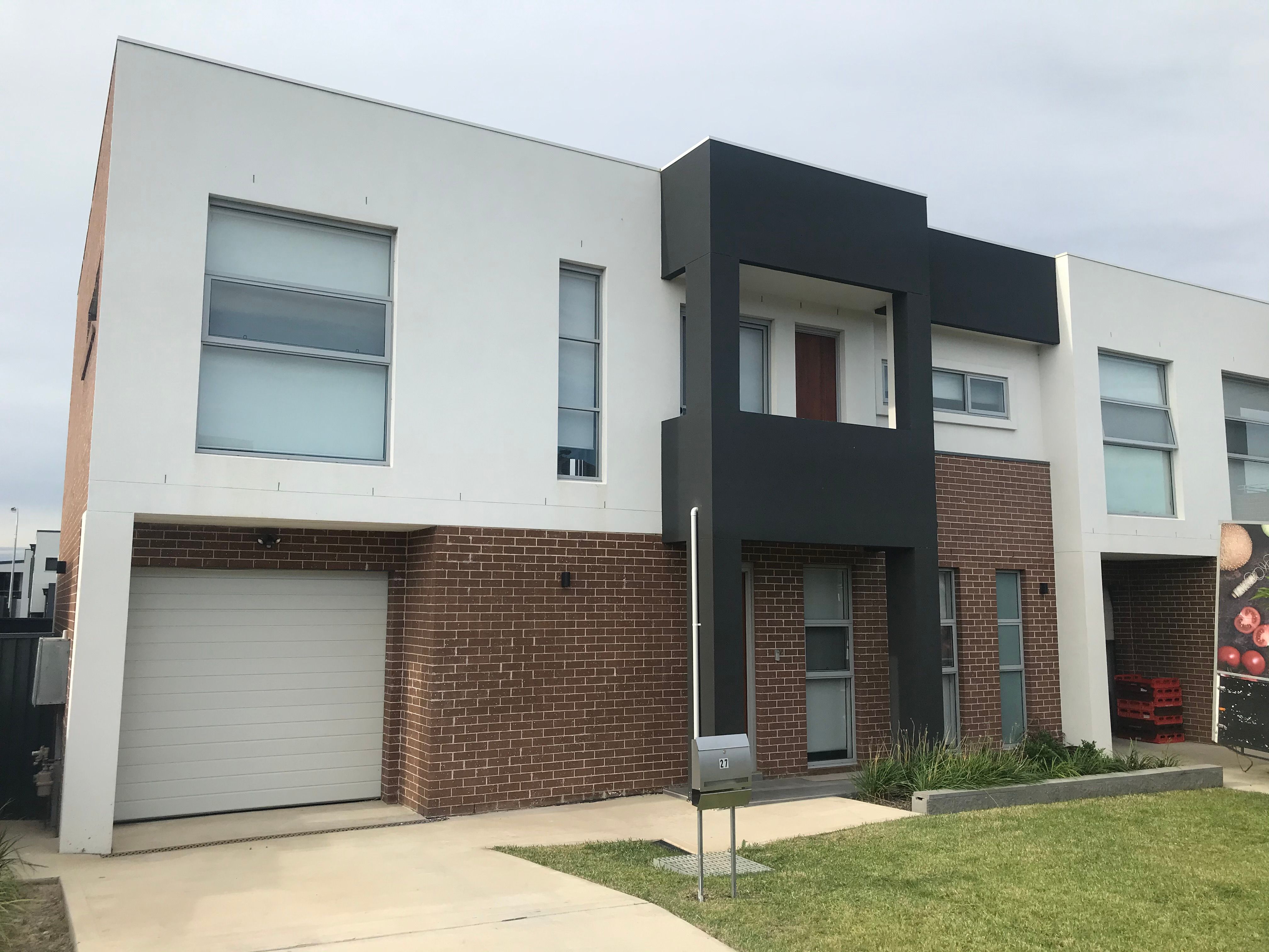 27 Rochester Street, Gregory Hills, NSW 2557