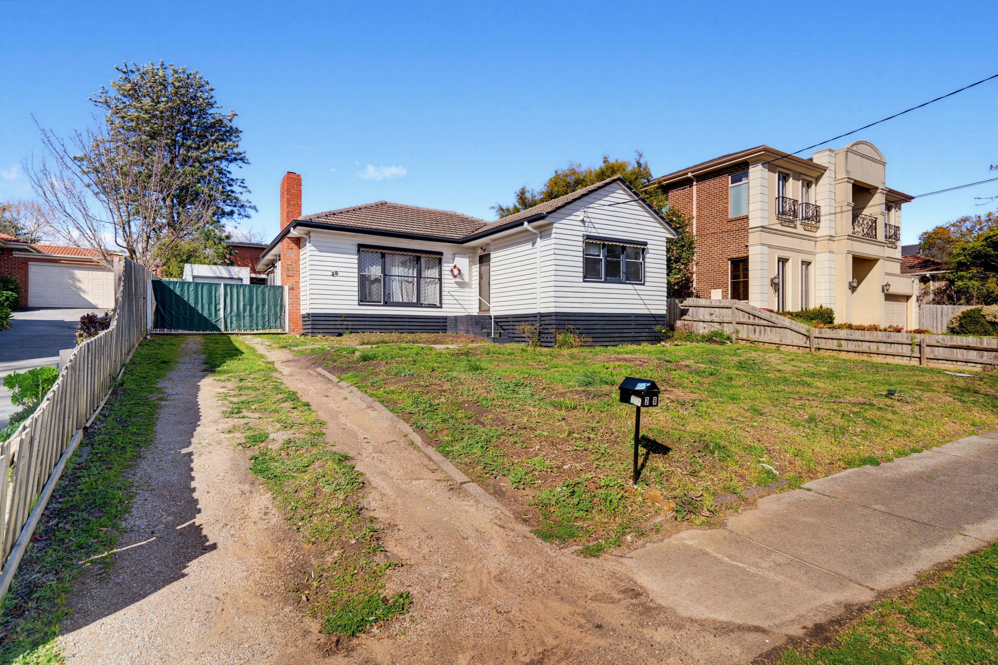 28 Tobias Avenue — photo 5 of 15