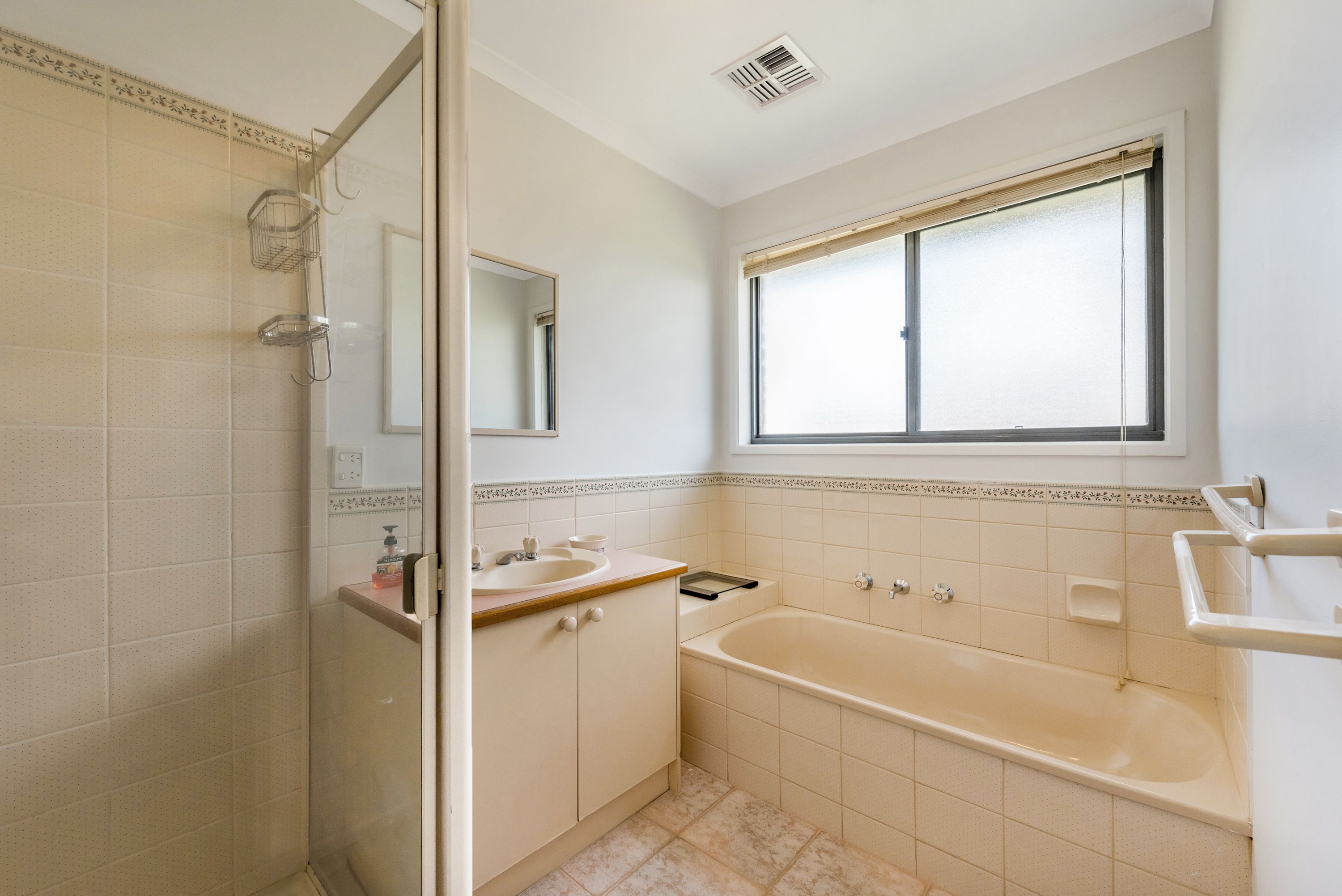 15 Cascam Court, Rowville, VIC 3178