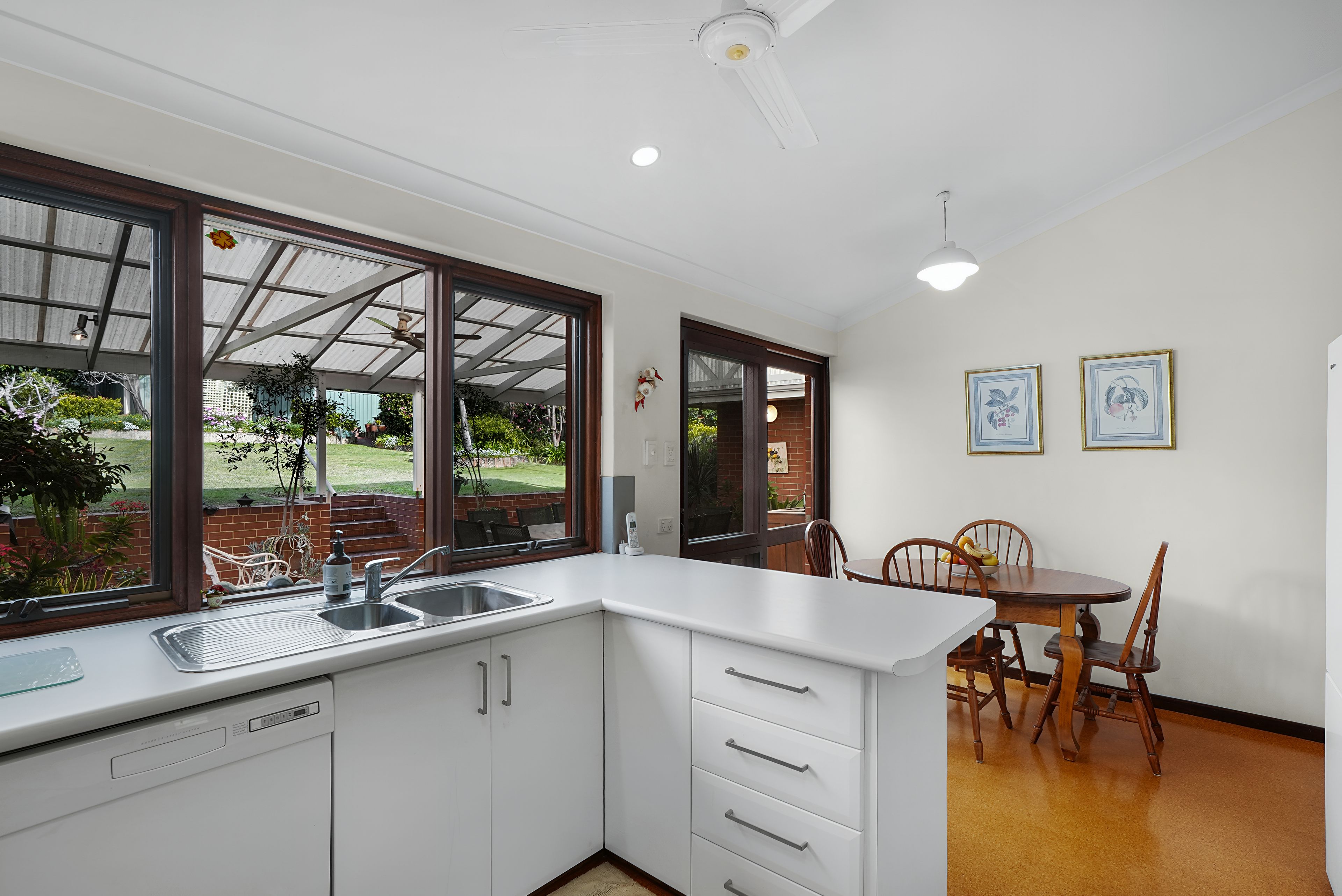 38 Melrose Crescent — photo 25 of 30