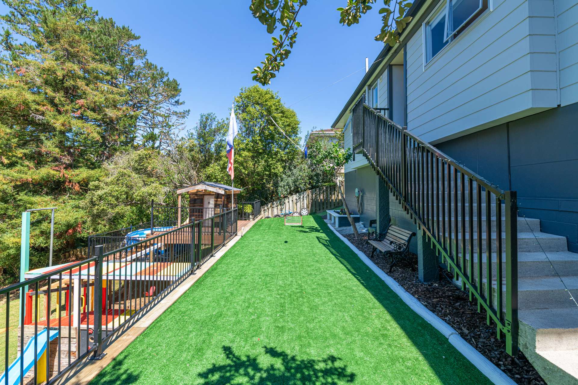 12 Airey Place photo 14