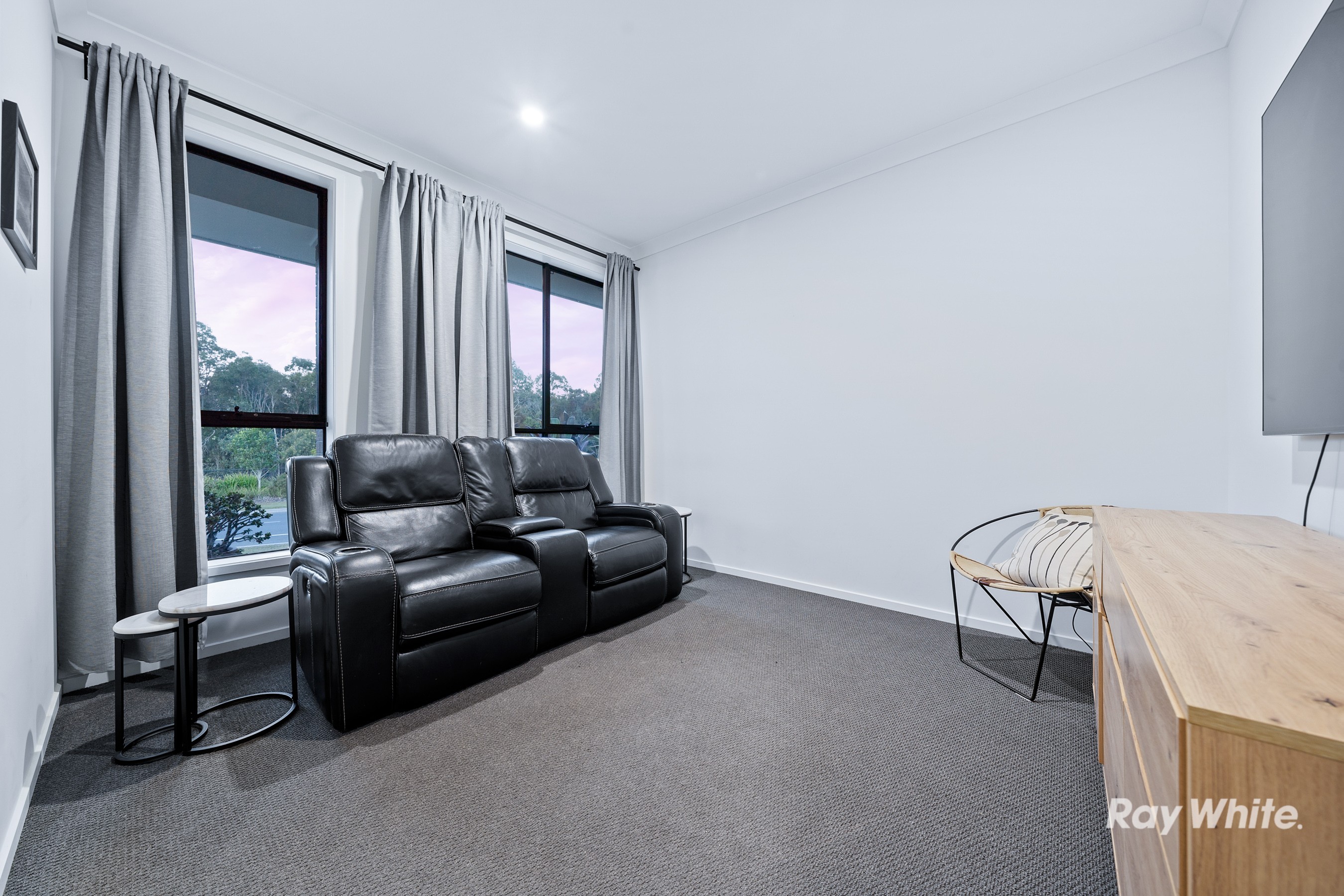 52 Coringley Road, Greenbank, QLD 4124