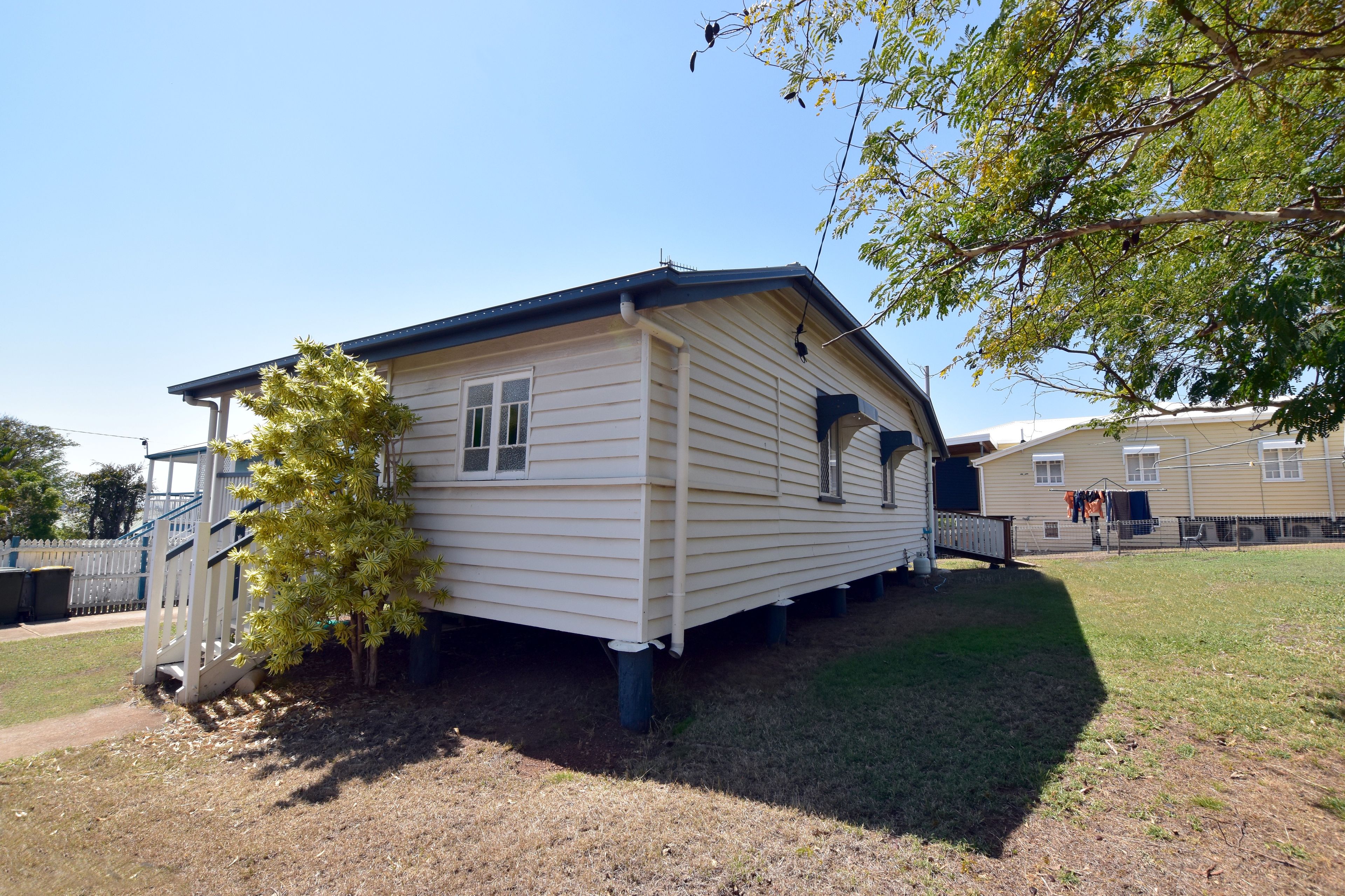 28 Kent Street, West Gladstone, QLD 4680