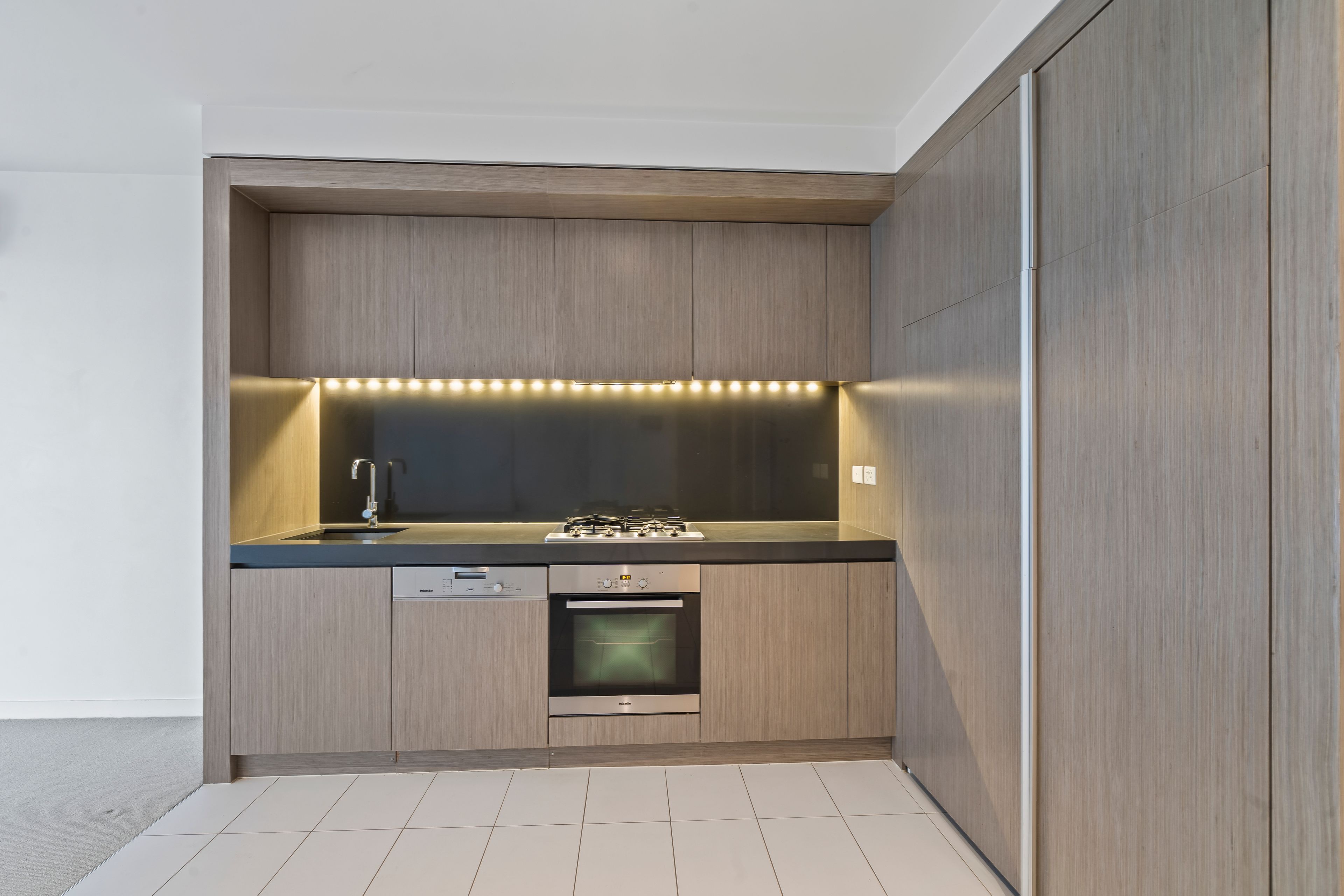 1613/50 Albert Road, South Melbourne, VIC 3205