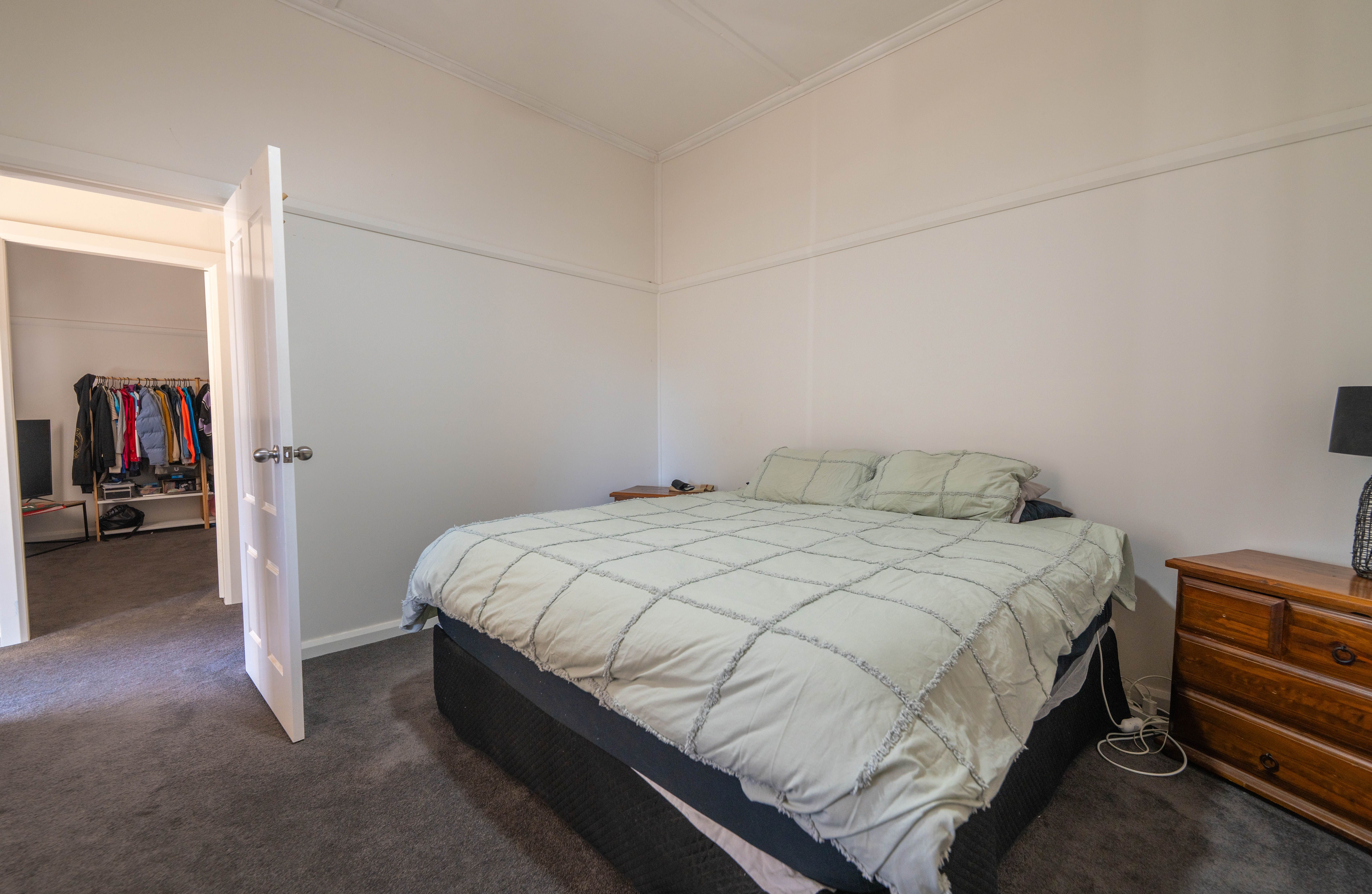 13 Linda Street — photo 4 of 9