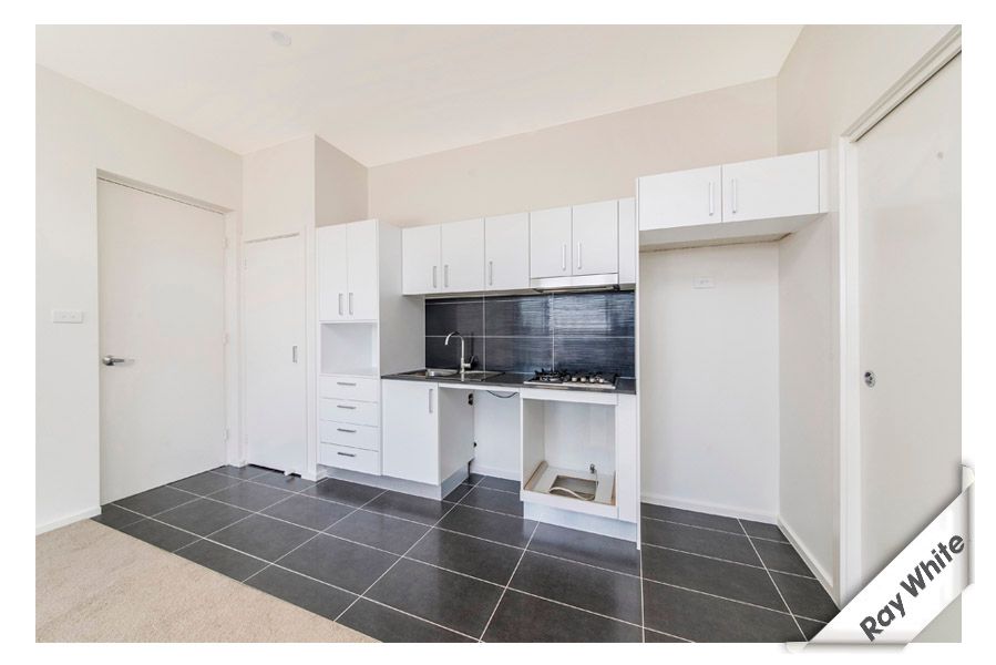 8/84 Kings Canyon Street, Harrison, ACT 2914