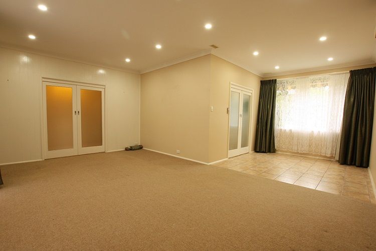 119 Campbellfield Avenue, Bradbury, NSW 2560