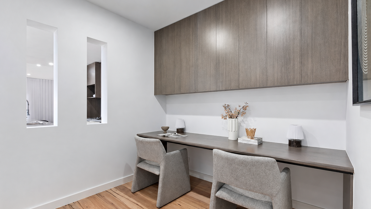 29 Obsidian Avenue — photo 5 of 10