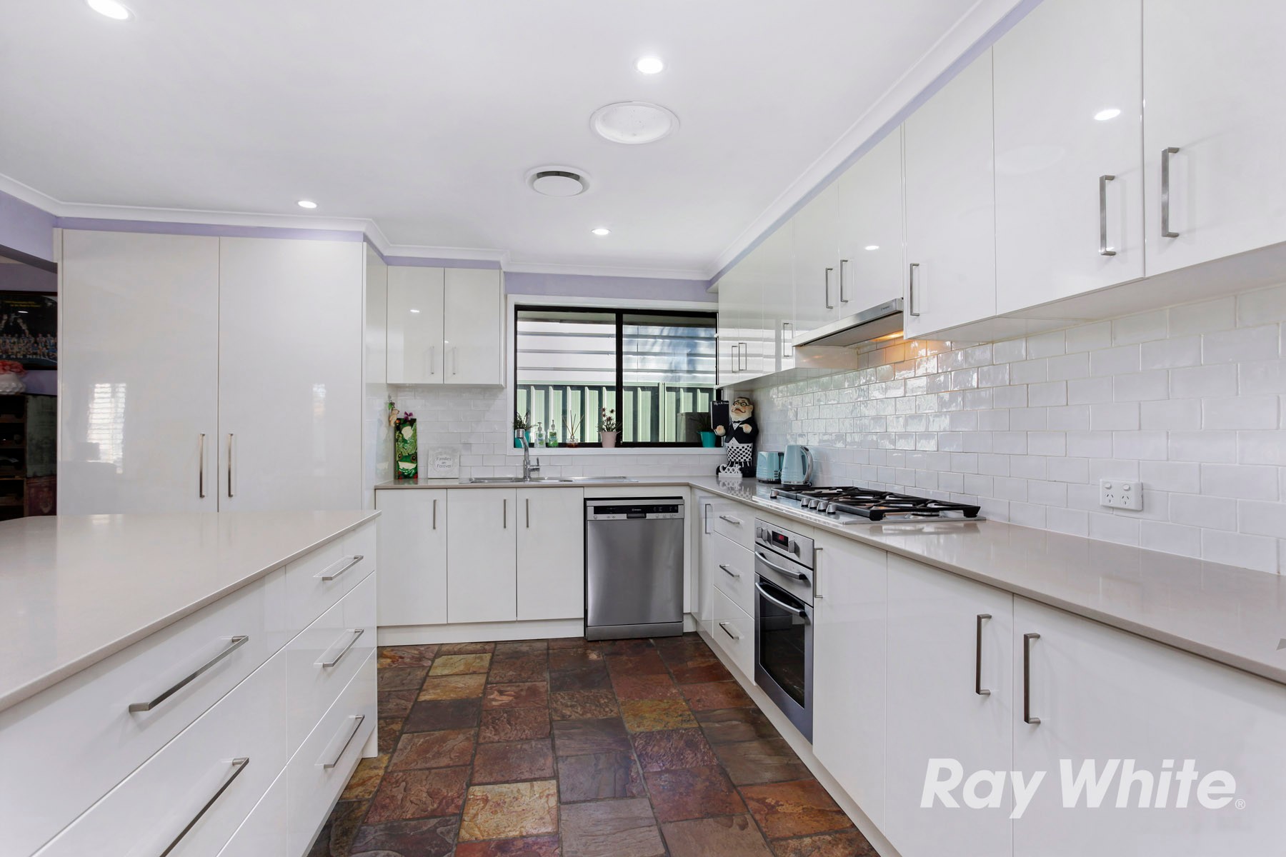 6 Dilga Crescent, Erskine Park, NSW 2759