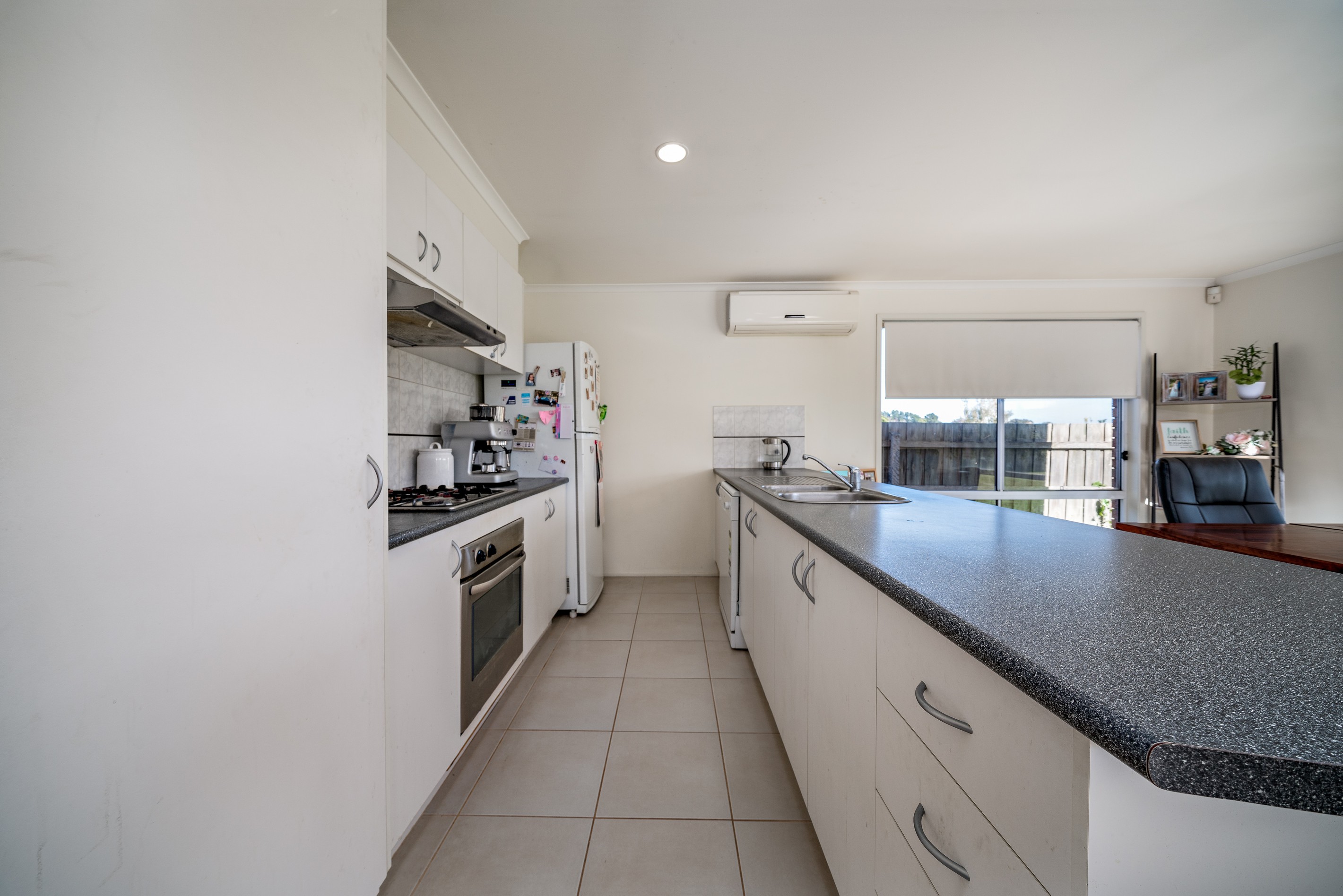 94 Harold Keys Drive, Narre Warren South, VIC 3805