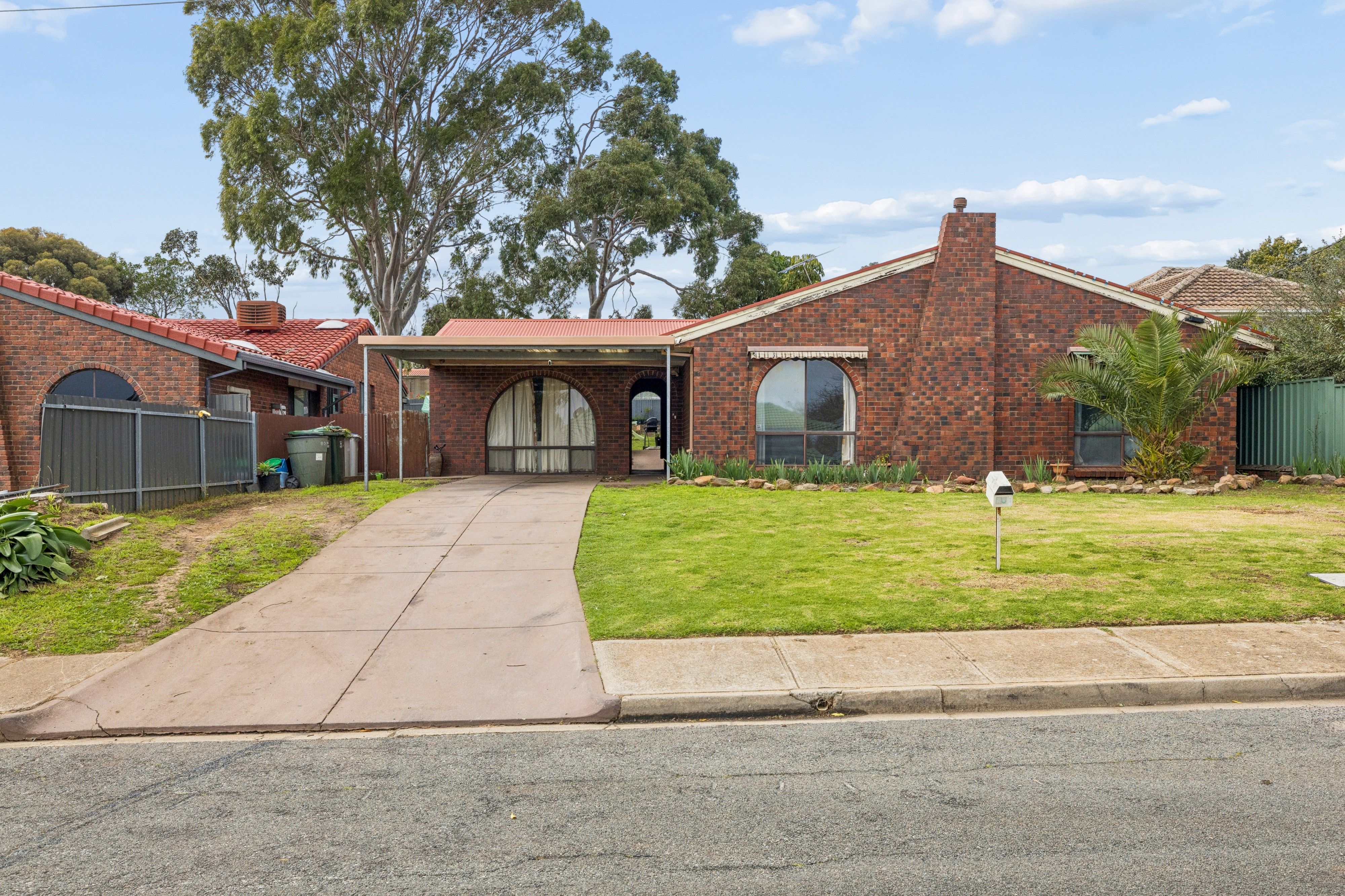 18 Oliver Street — photo from Ray White Semaphore