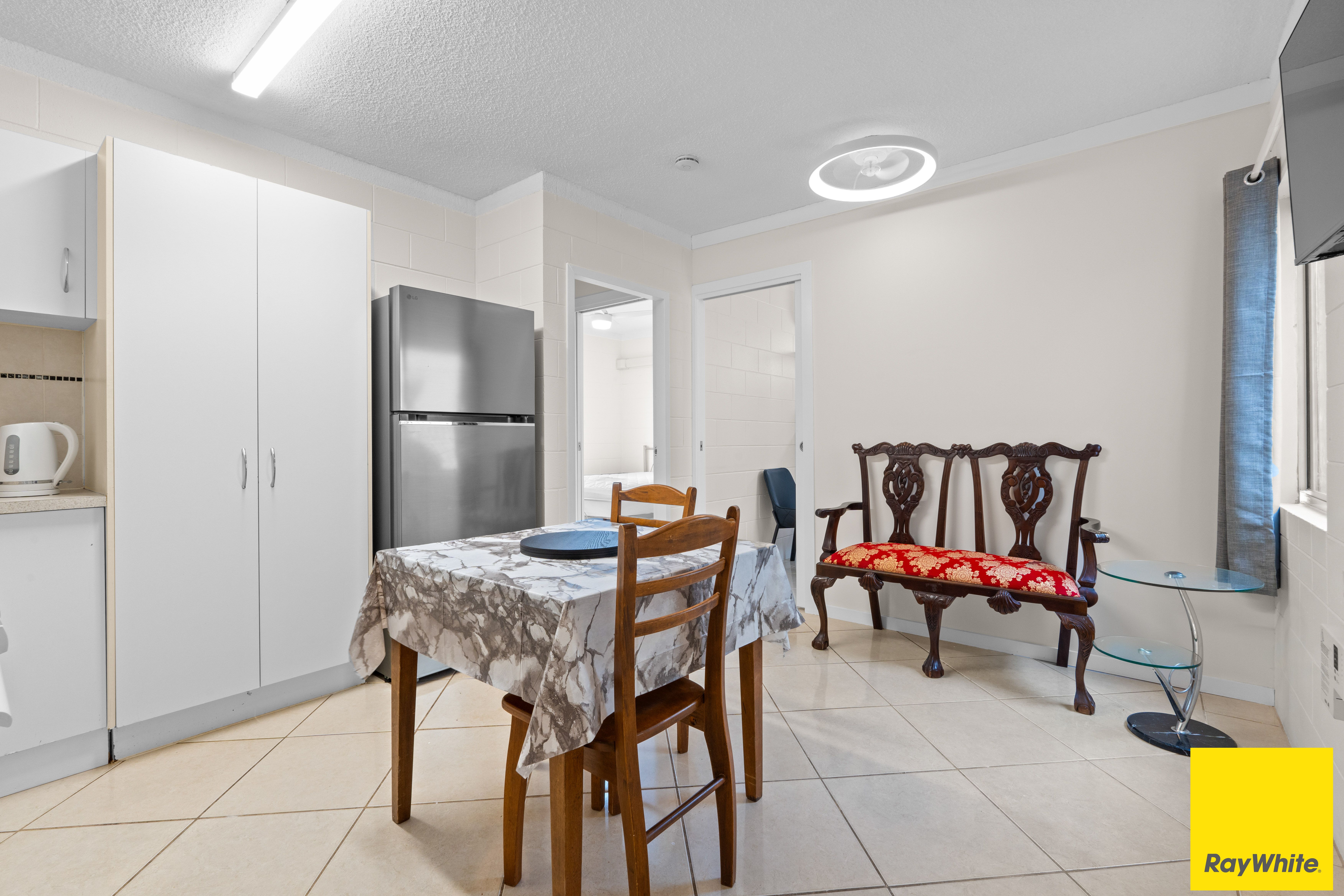 3/122 Aumuller Street — photo 4 of 11