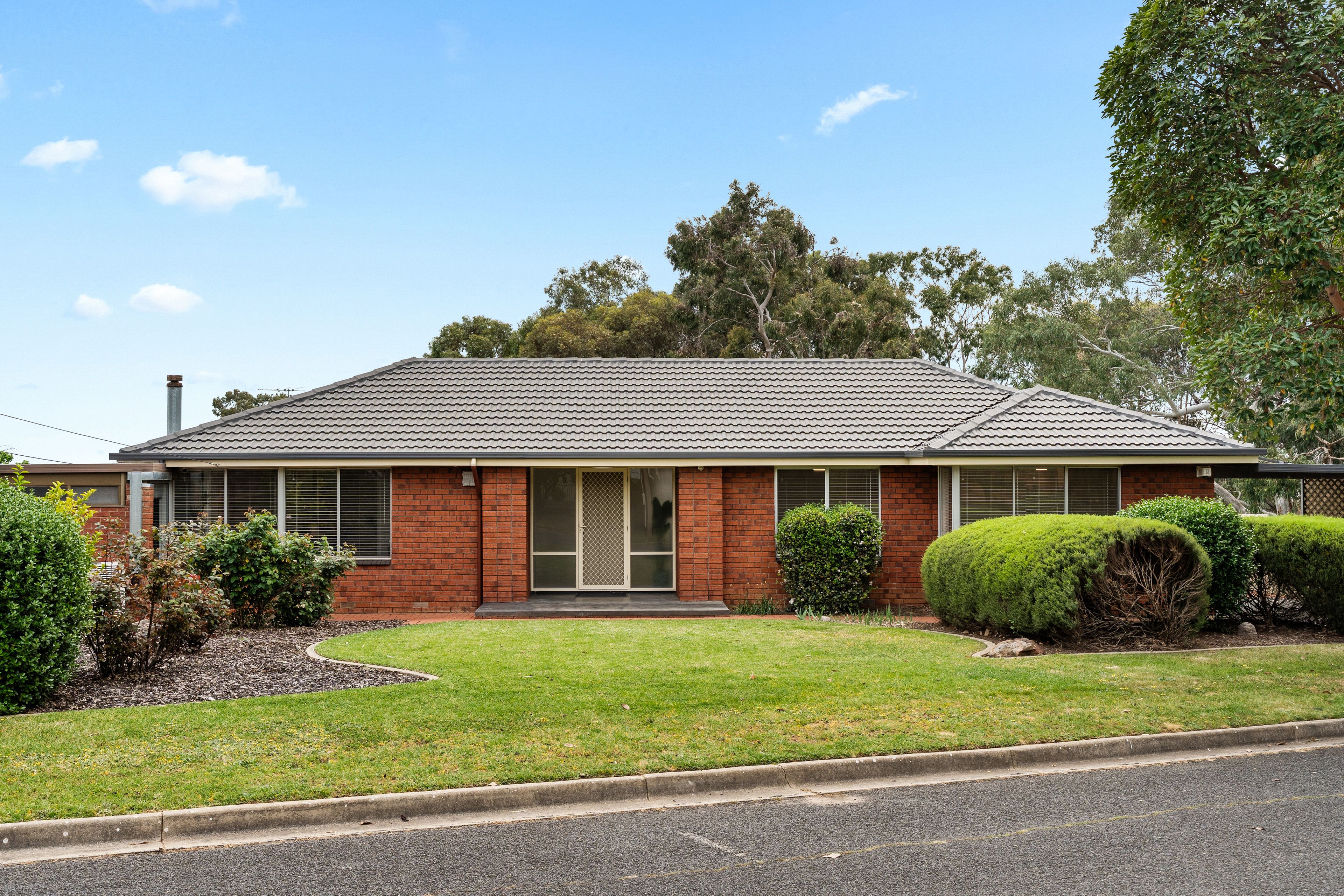 22 Warkeerin Road — photo from Ray White Norwood