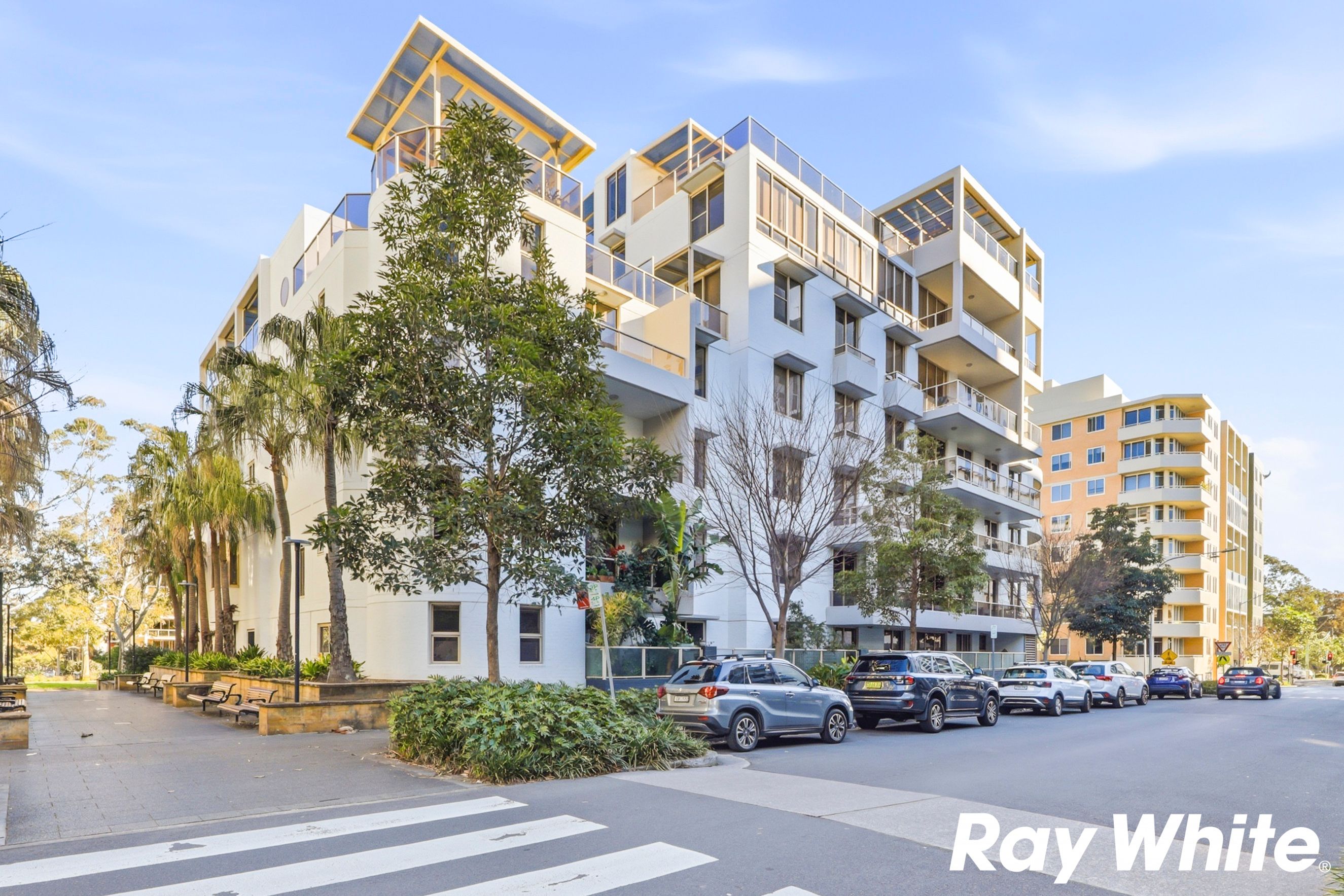 9/22 Crystal Street — photo 18 of 24