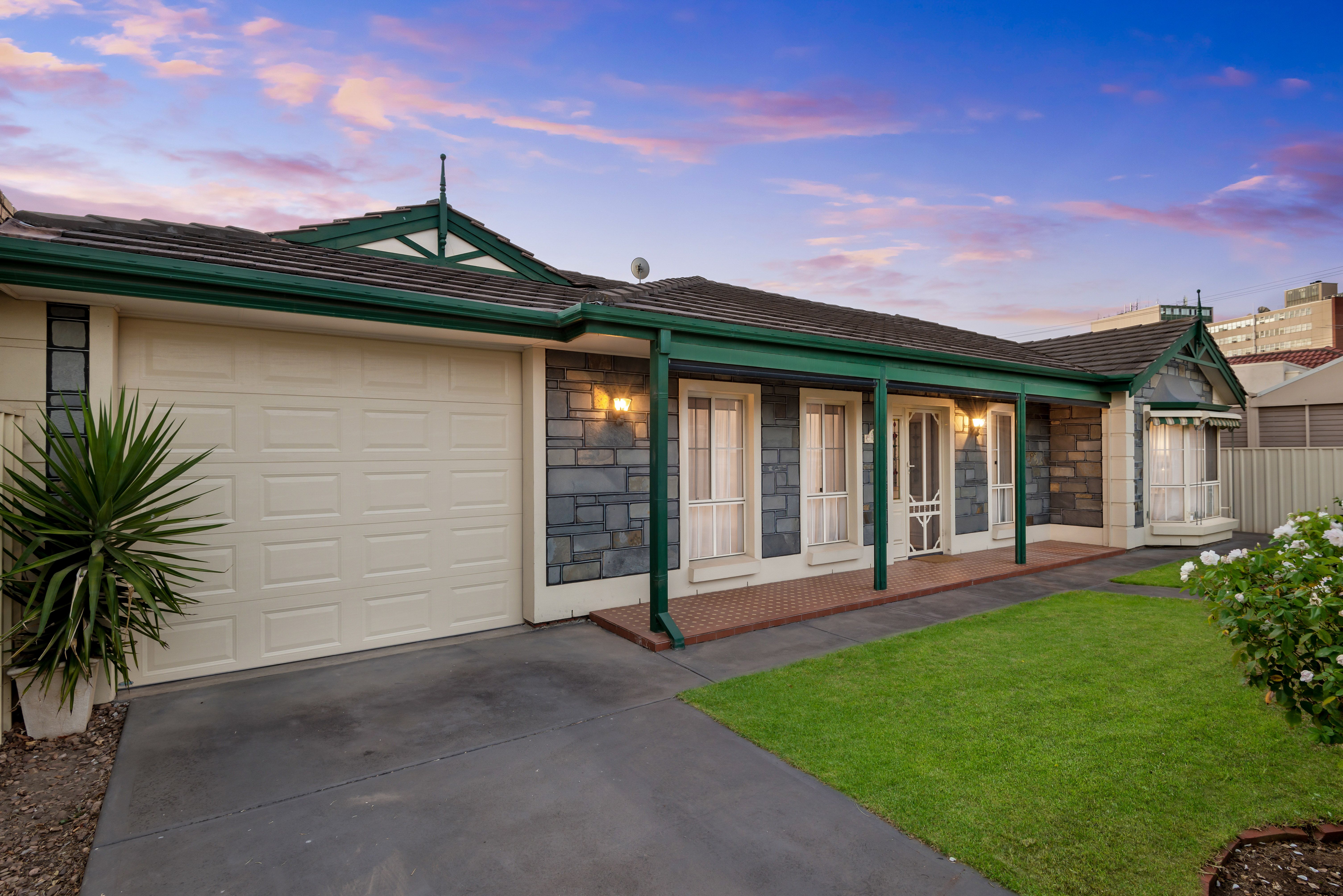 16 Connor Avenue, Woodville South, SA 5011