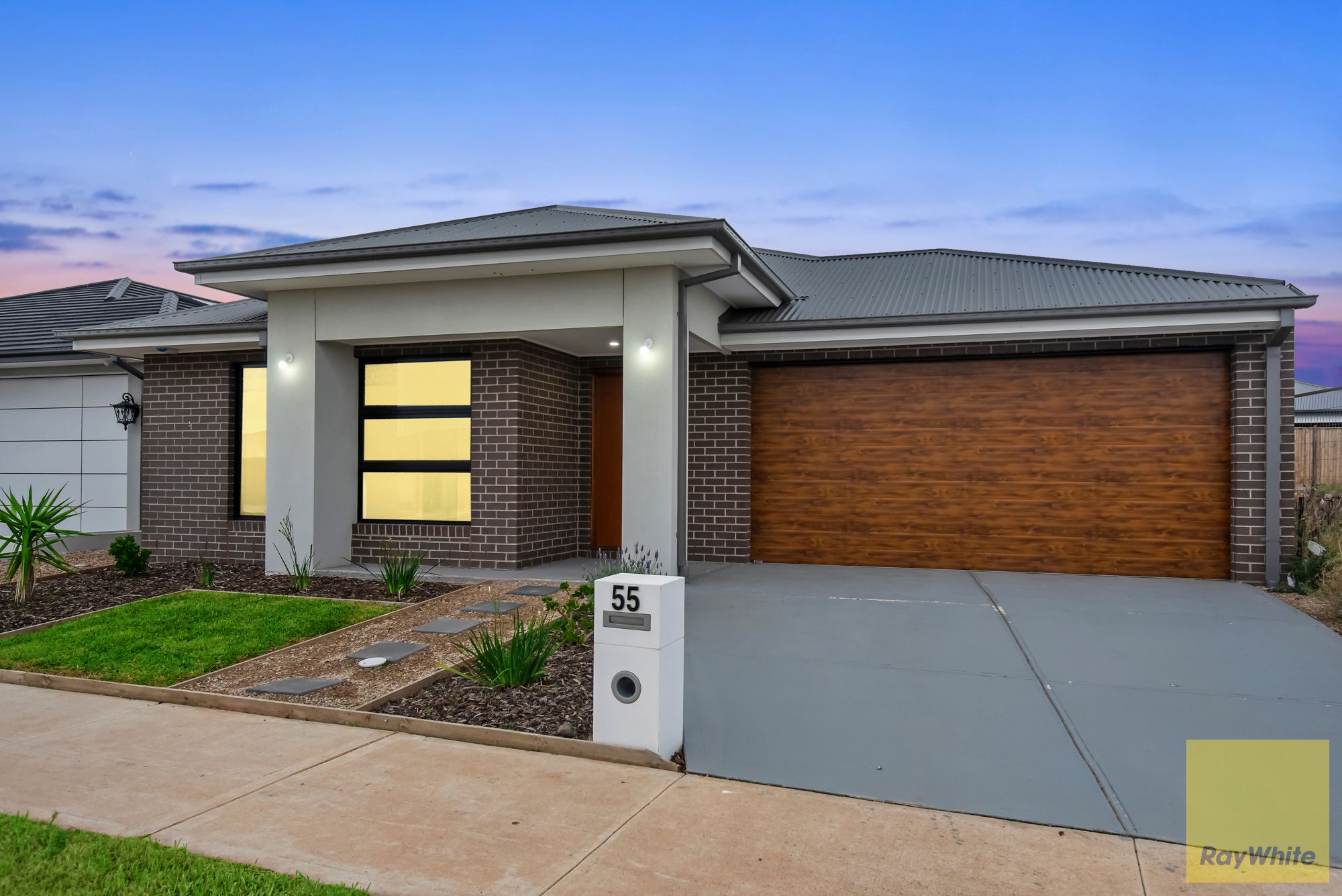 55 Plane Avenue, Mambourin, VIC 3024