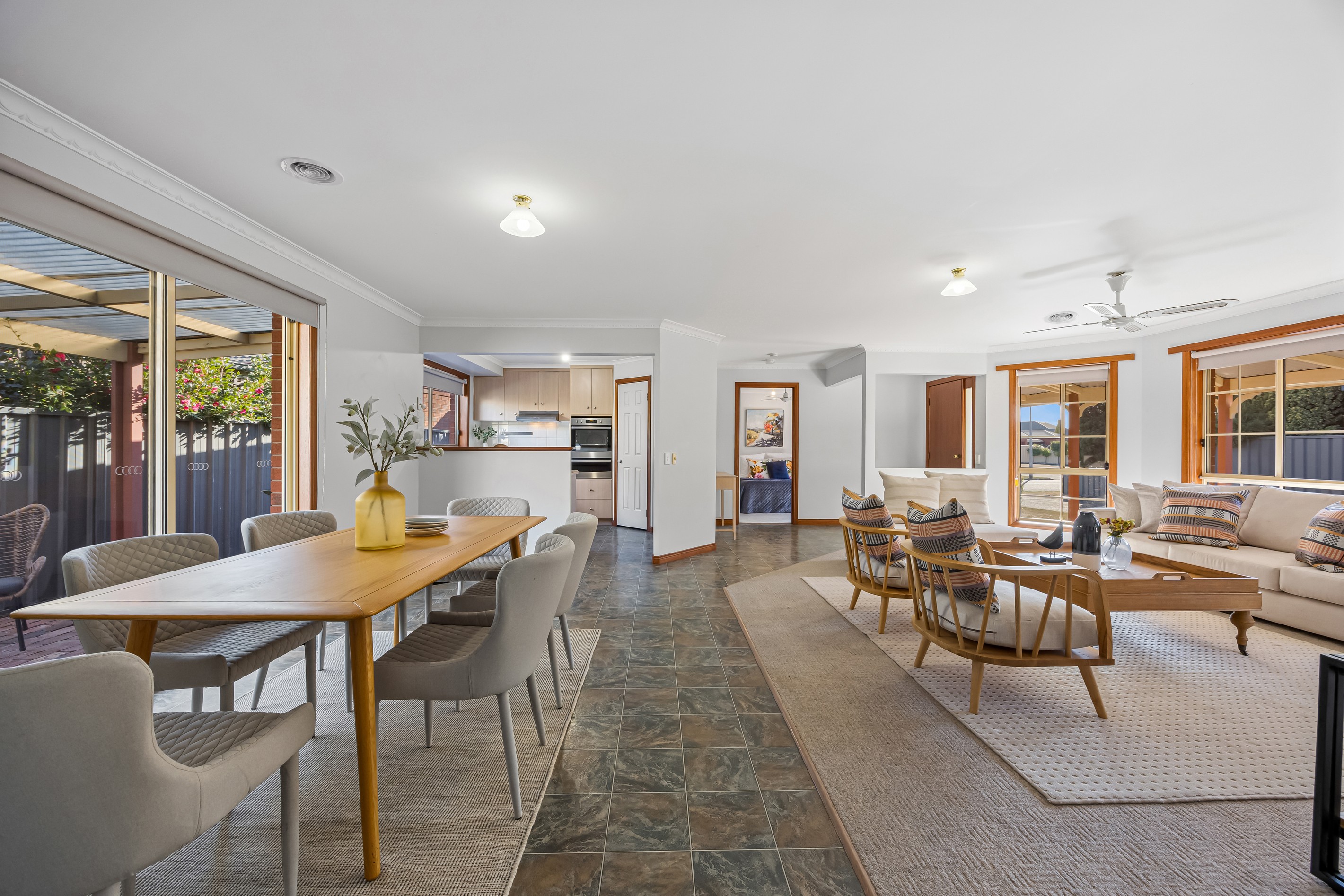 50 Rowan Parade, Wendouree, VIC 3355