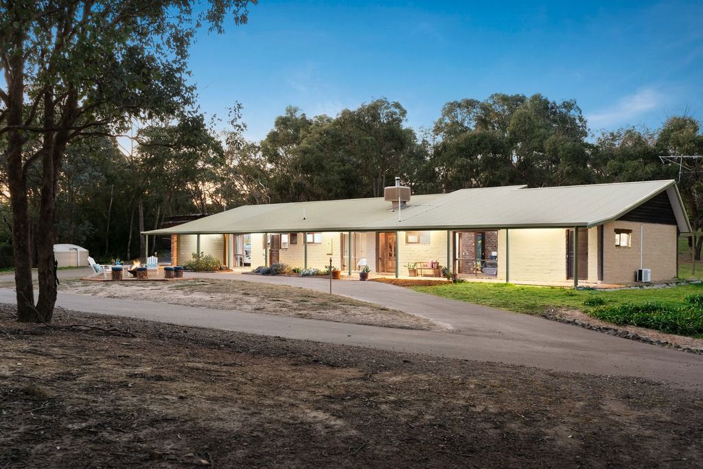 579-589 Broad Gully Road, Diamond Creek, VIC 3089