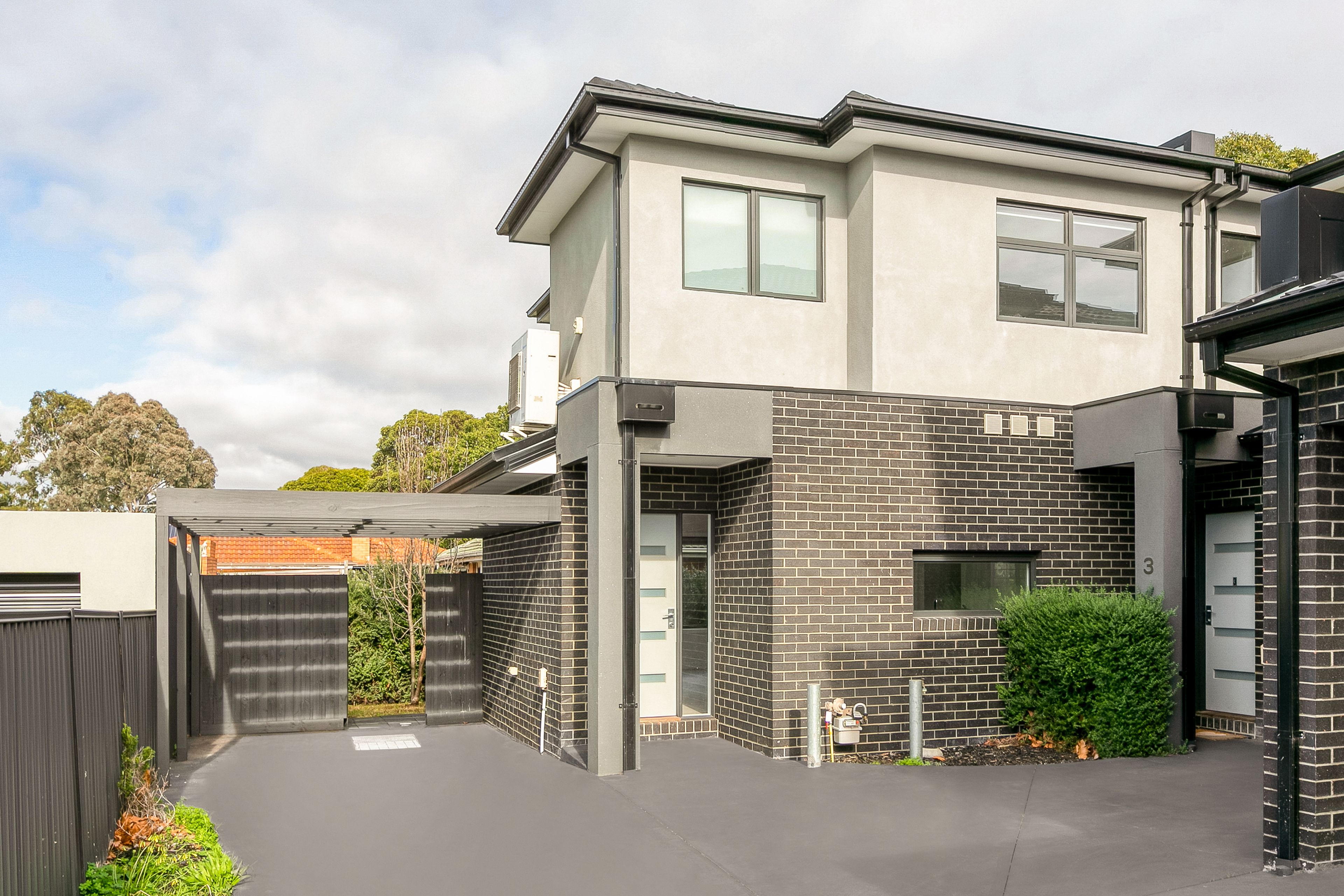 77 Rathcown Road, Reservoir VIC 3073