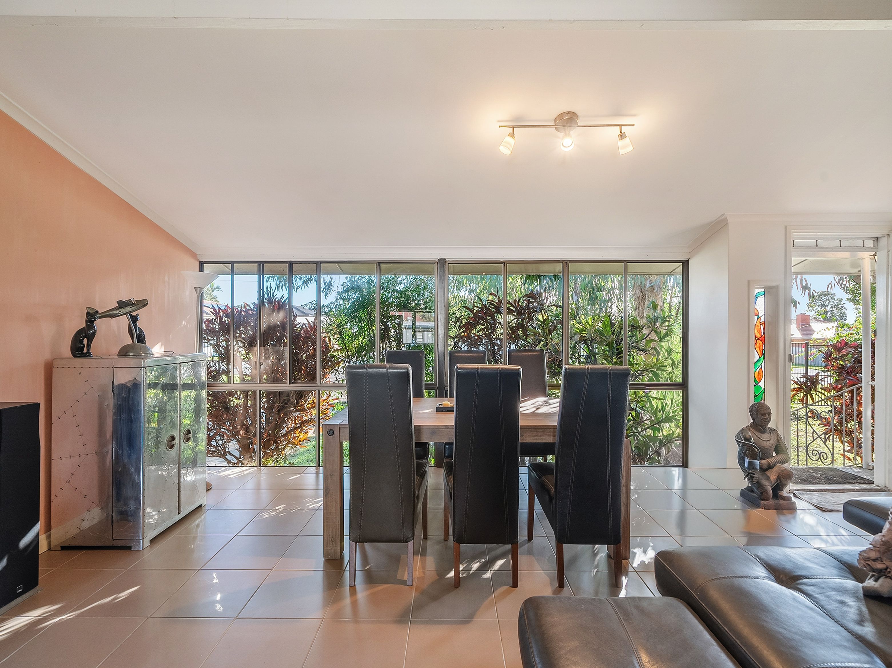 18 Armstrong Street — photo 6 of 24