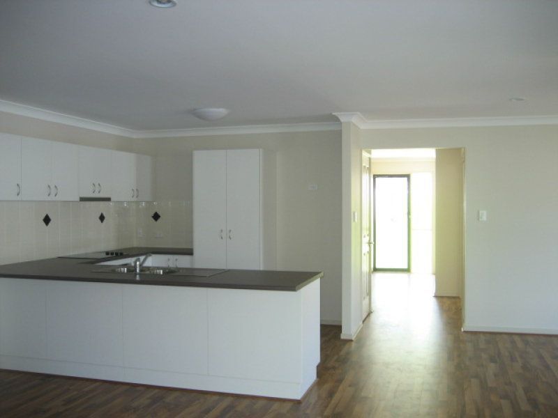 25 Andrew Walker Drive, Goodna, QLD 4300