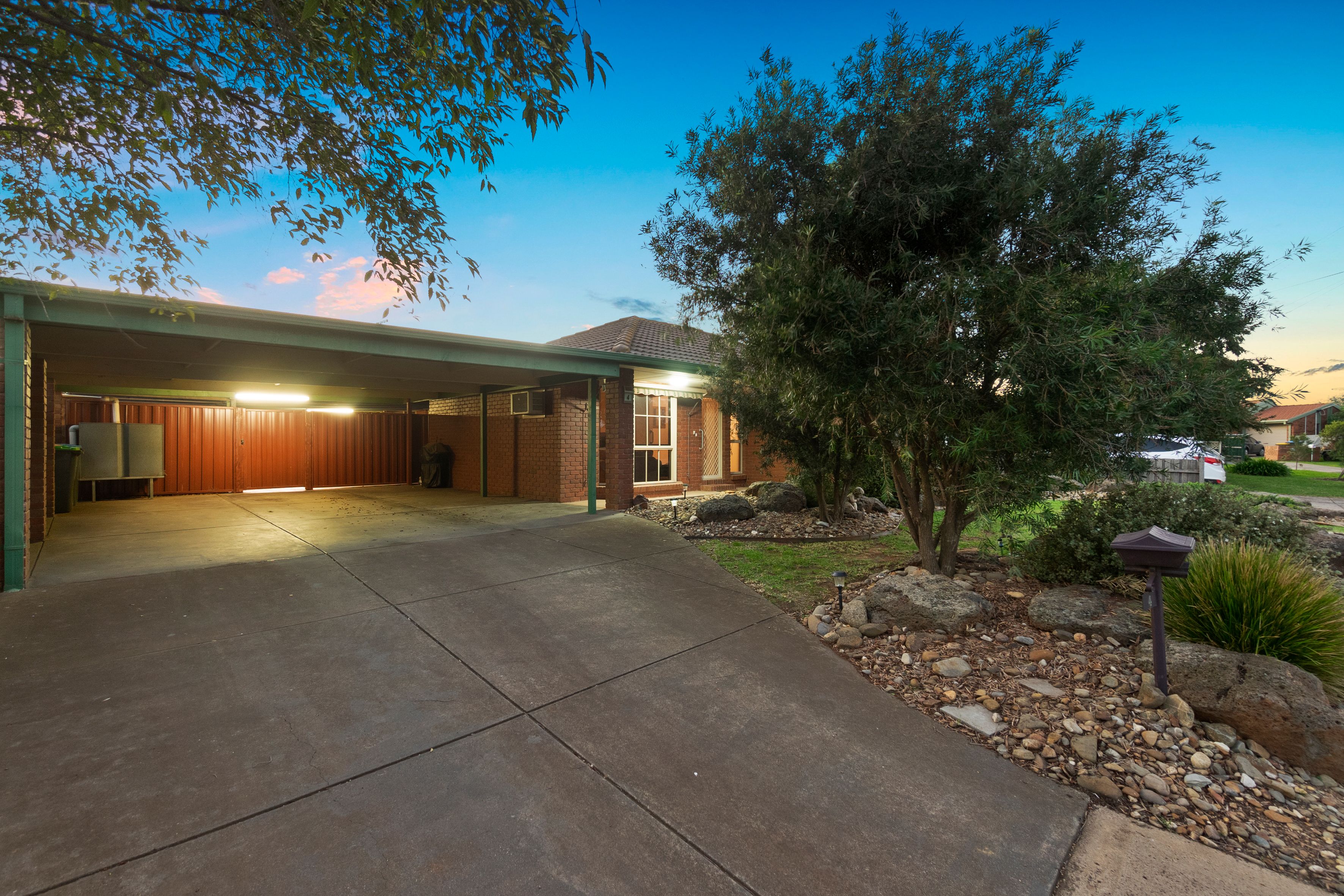 4 Grace Close, Wyndham Vale, VIC 3024