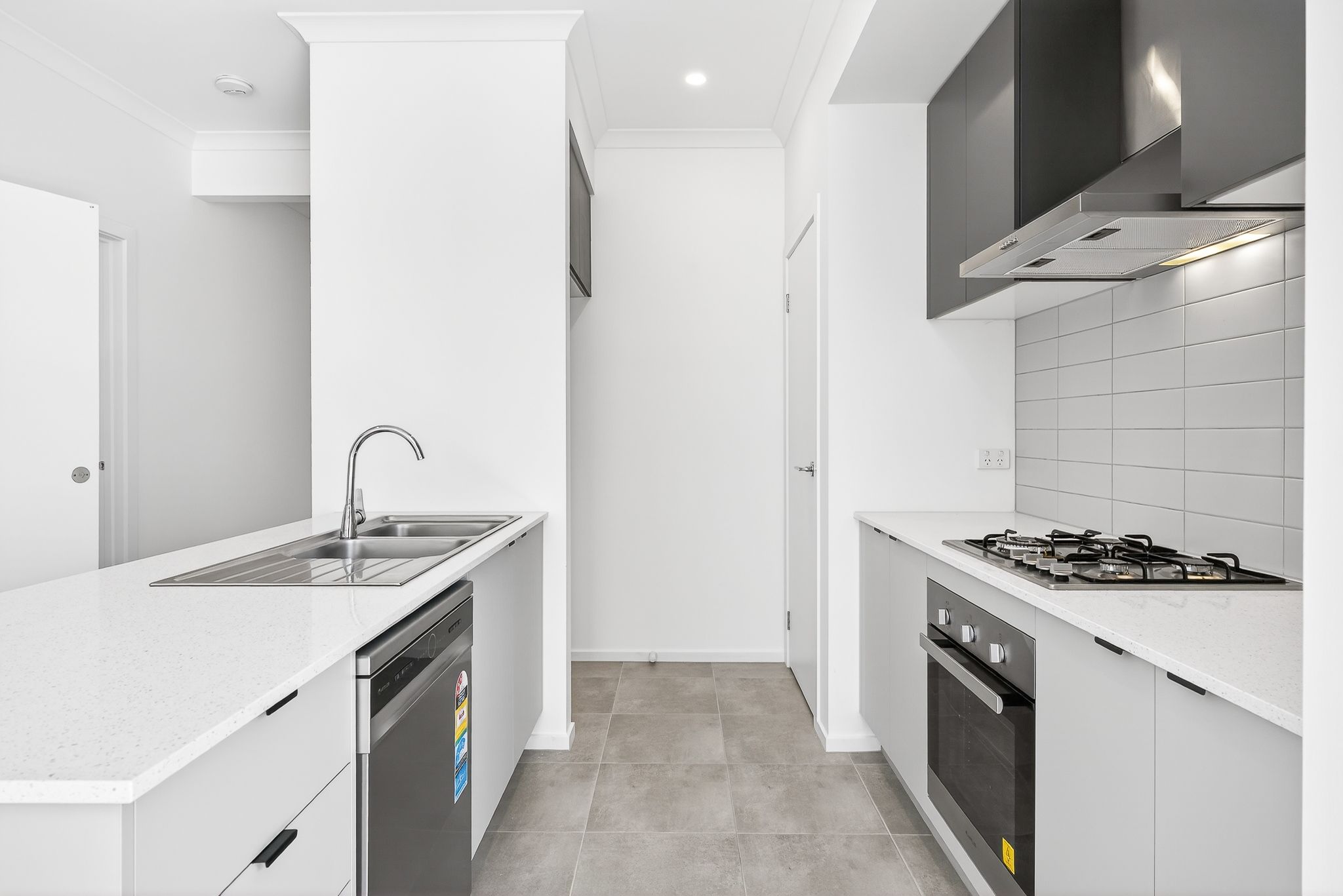 8 Portbury Circuit, Cranbourne East, VIC 3977