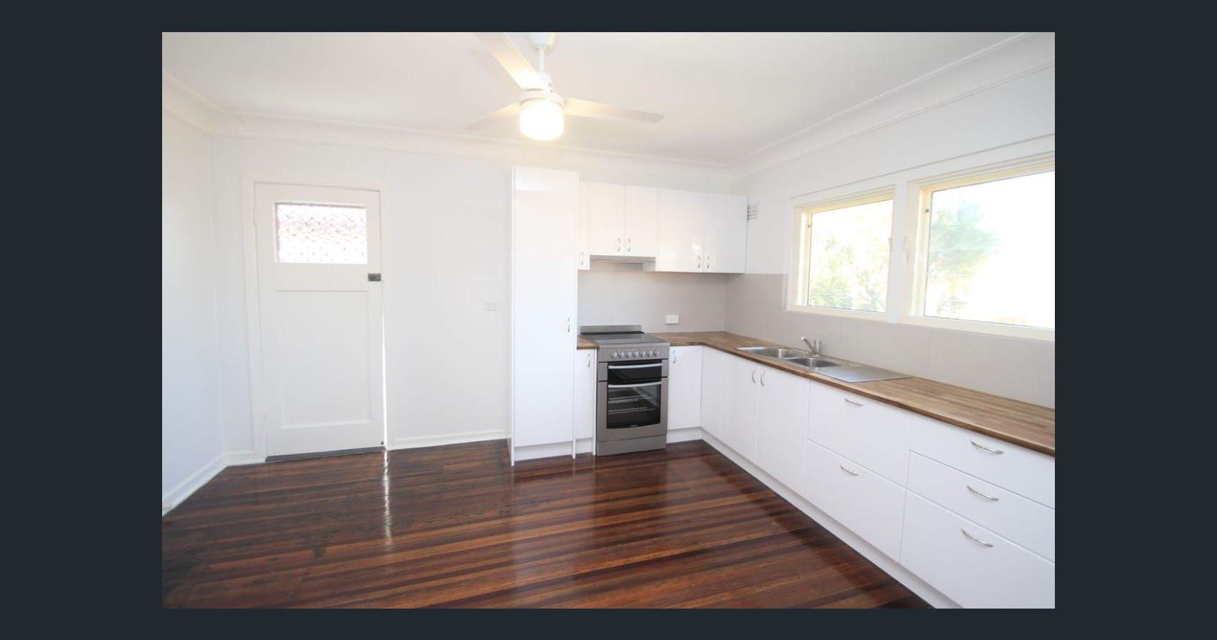 1 Enfield Street — photo 2 of 9