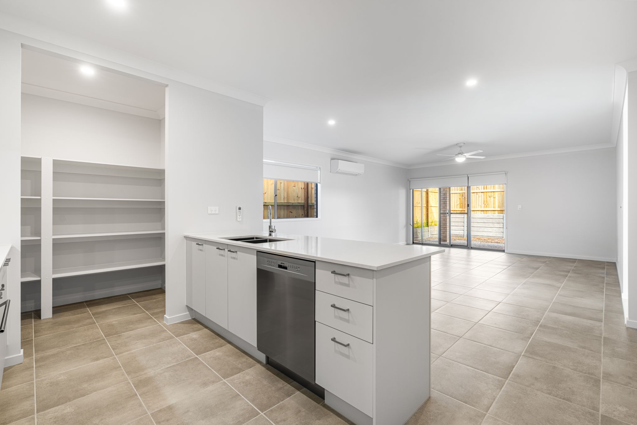 13 Samson Crescent, White Rock, QLD 4306