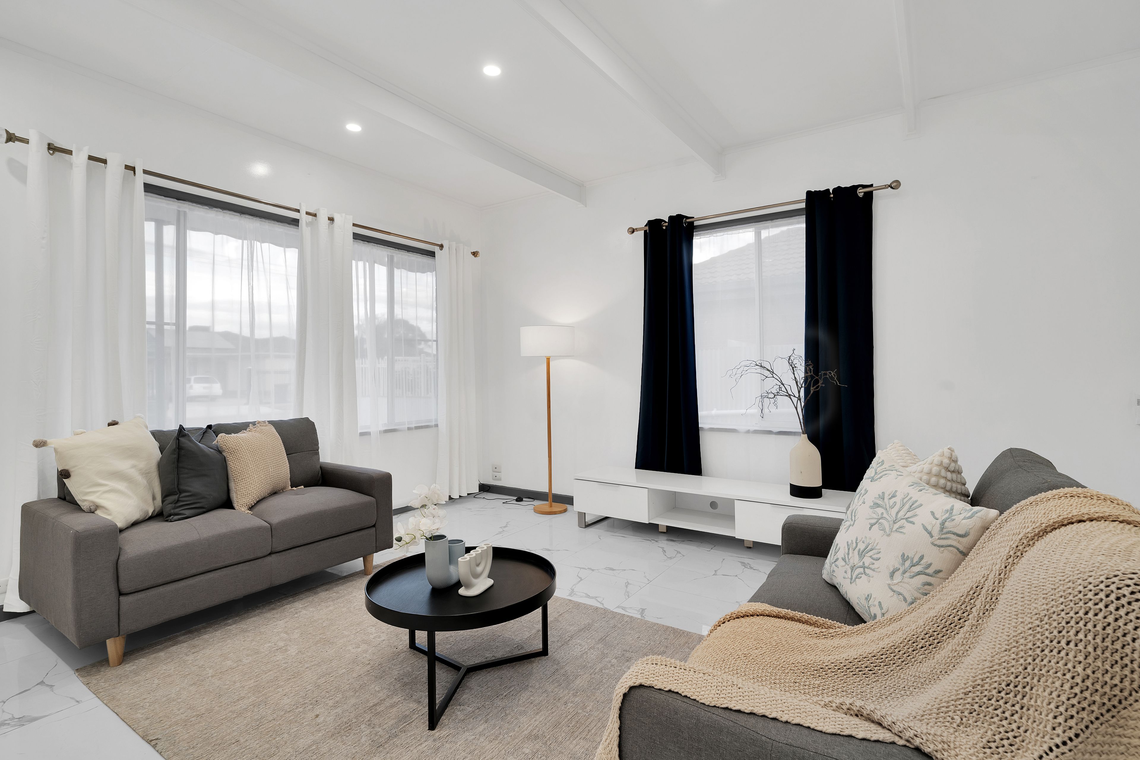 27 Aldershot Avenue — photo 4 of 17