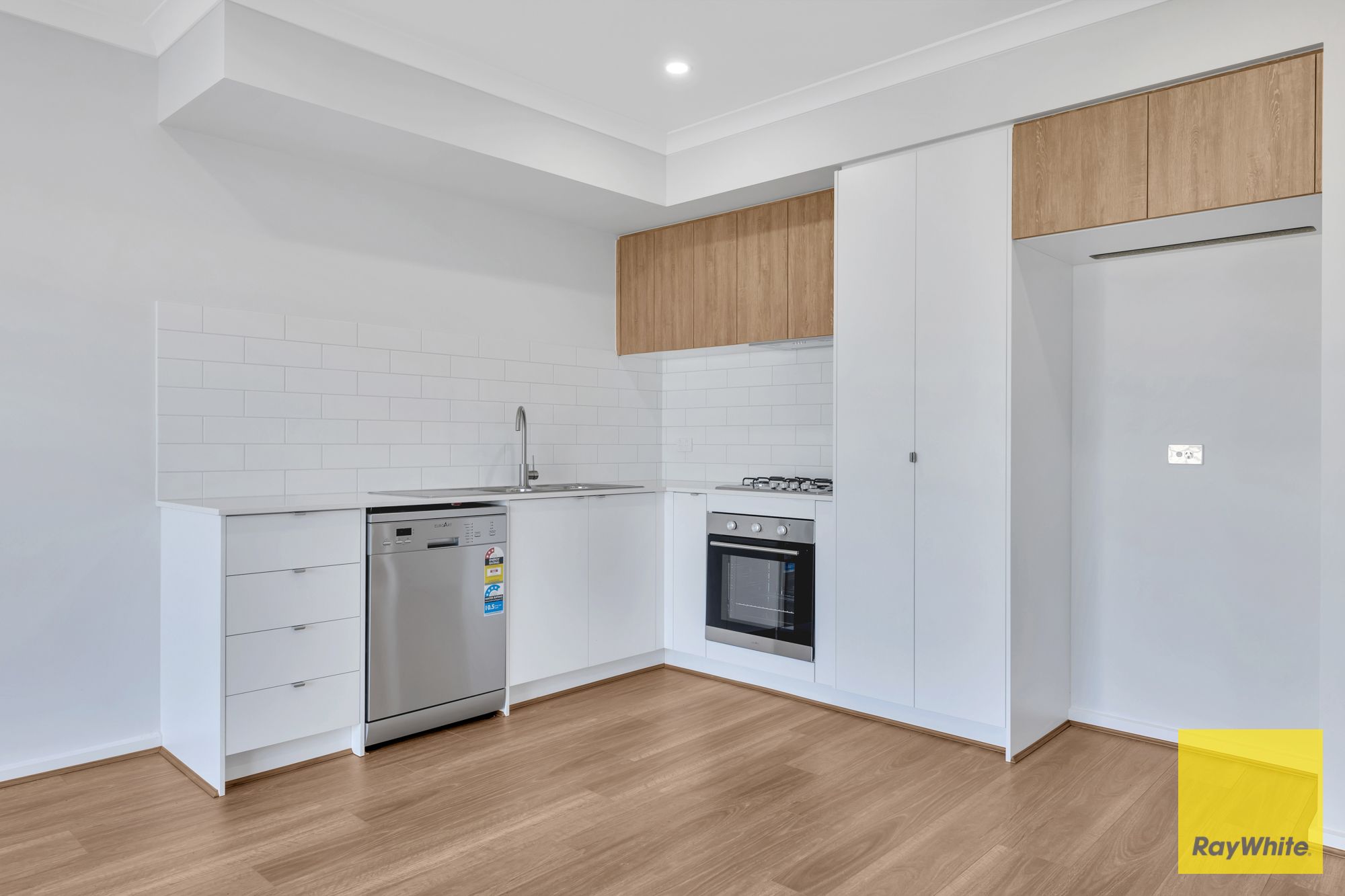 107 Bursa Drive — photo 3 of 13